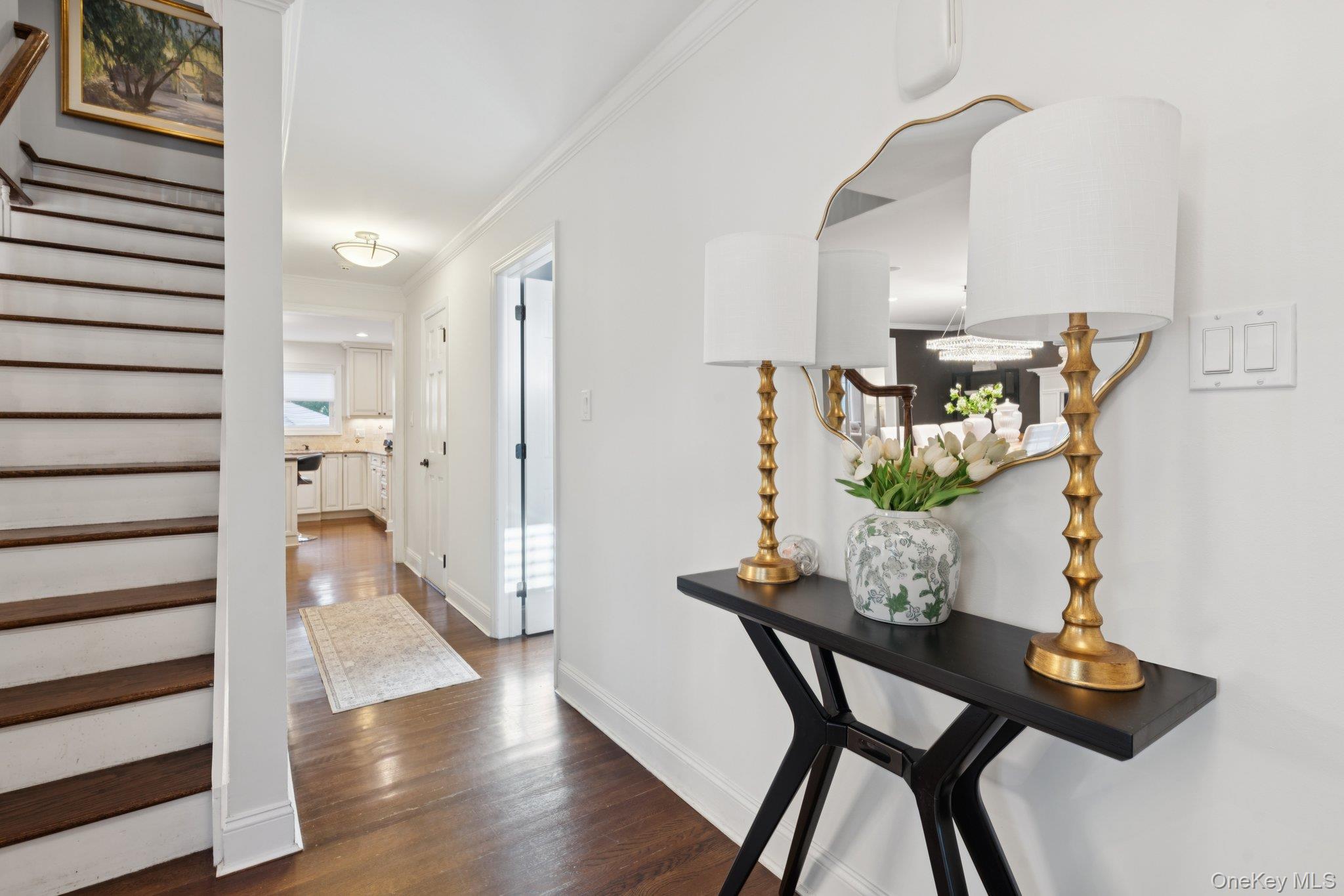 #4 photo, 85 Kilburn Road, Garden City , NY 11530