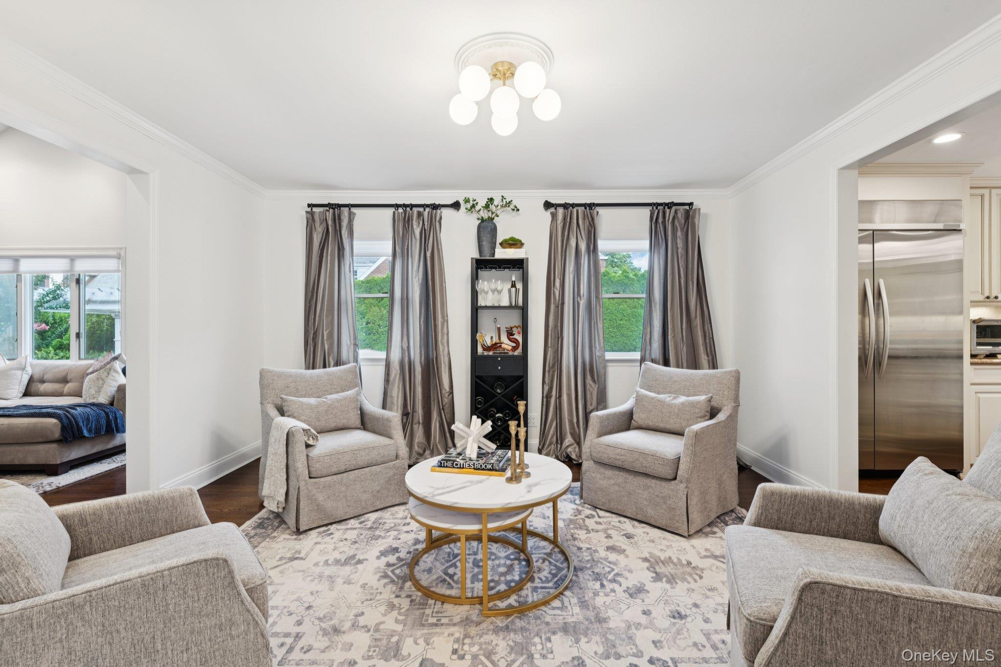 #8 photo, 85 Kilburn Road, Garden City , NY 11530