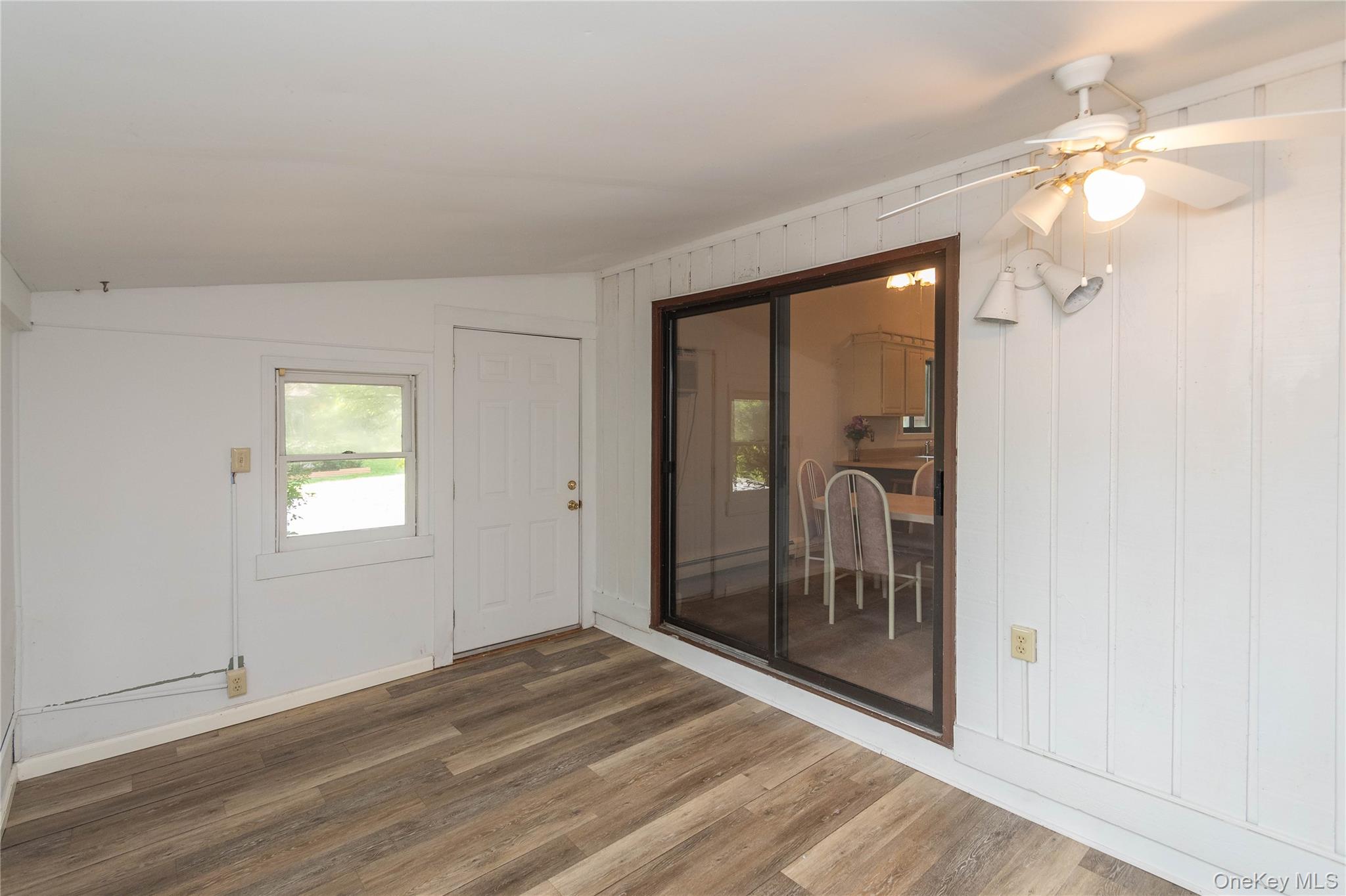 #11 photo, 16 Hilltop Circle, Fishkill , NY 12524