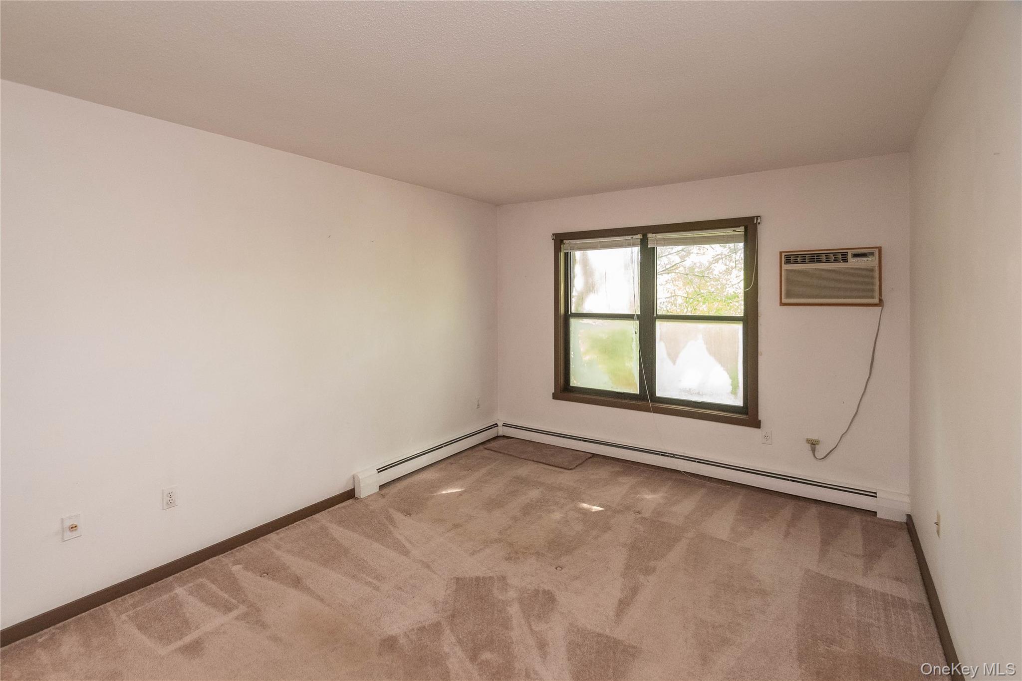 #17 photo, 16 Hilltop Circle, Fishkill , NY 12524