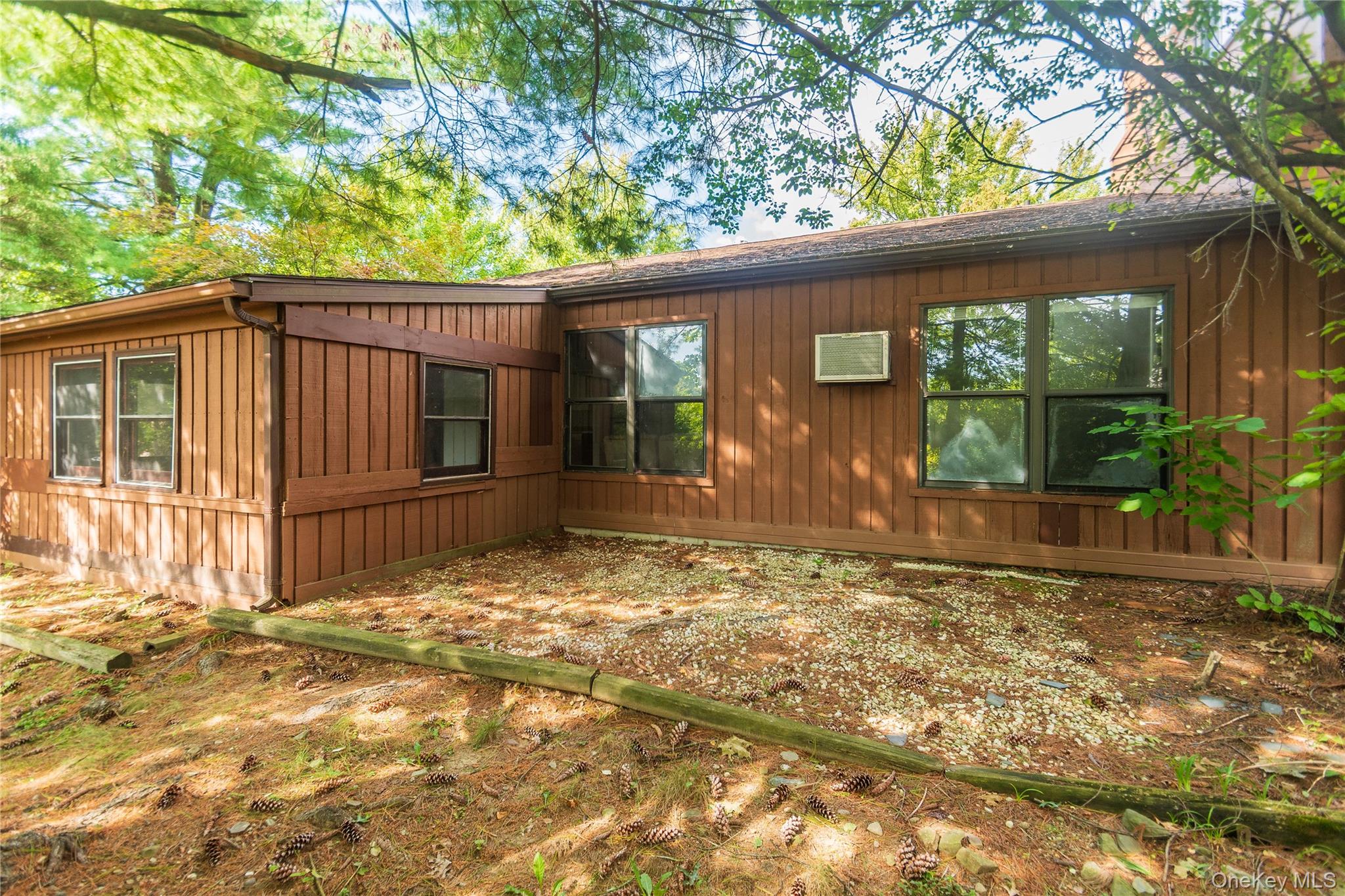 #3 photo, 16 Hilltop Circle, Fishkill , NY 12524