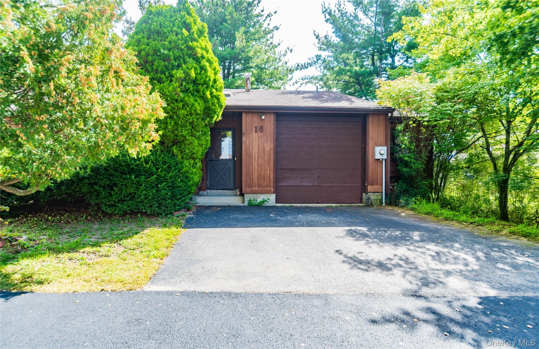 #4 photo, 16 Hilltop Circle, Fishkill , NY 12524