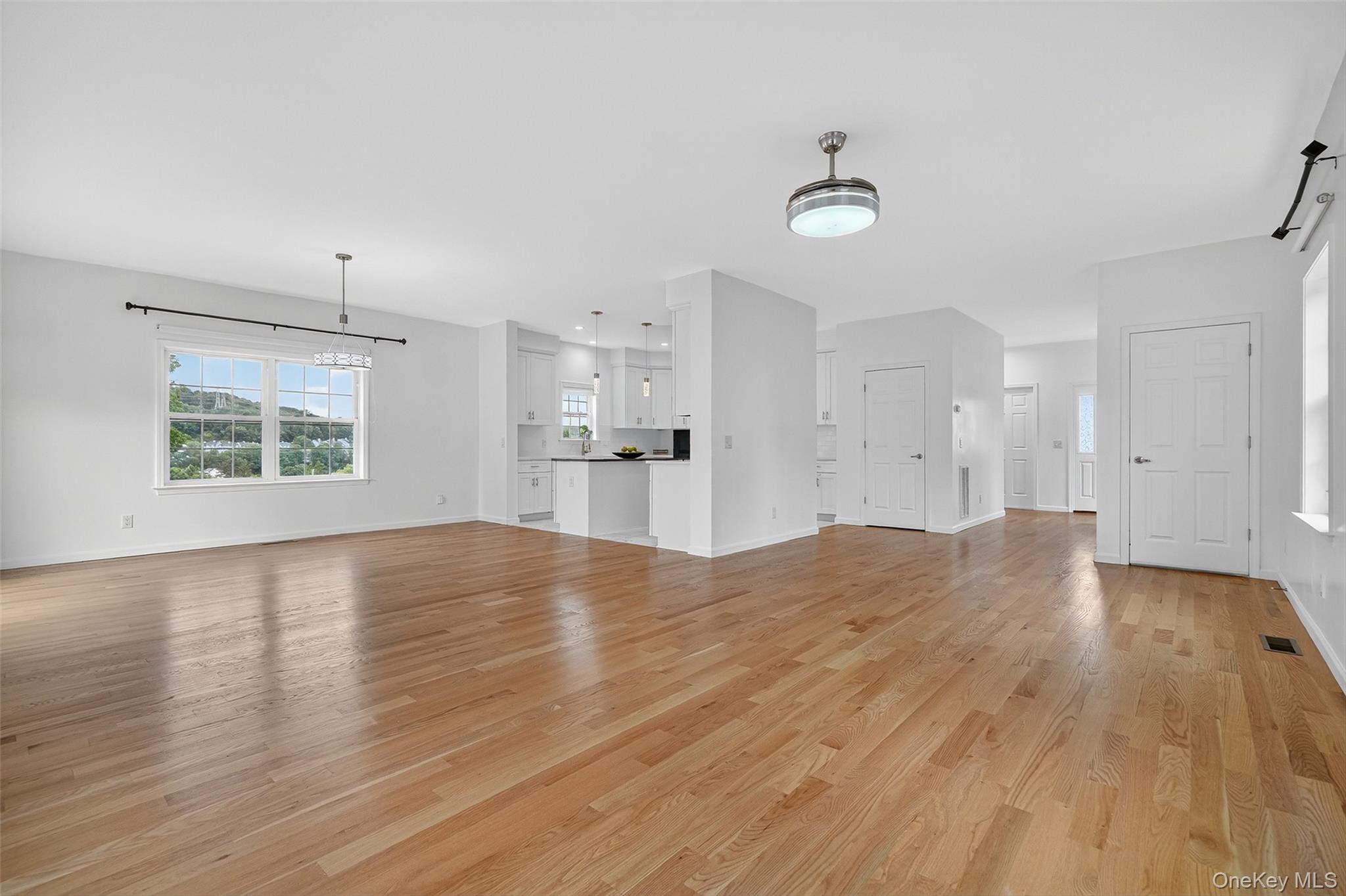 #18 photo, 42 E Vincent Street, Elmsford , NY 10523