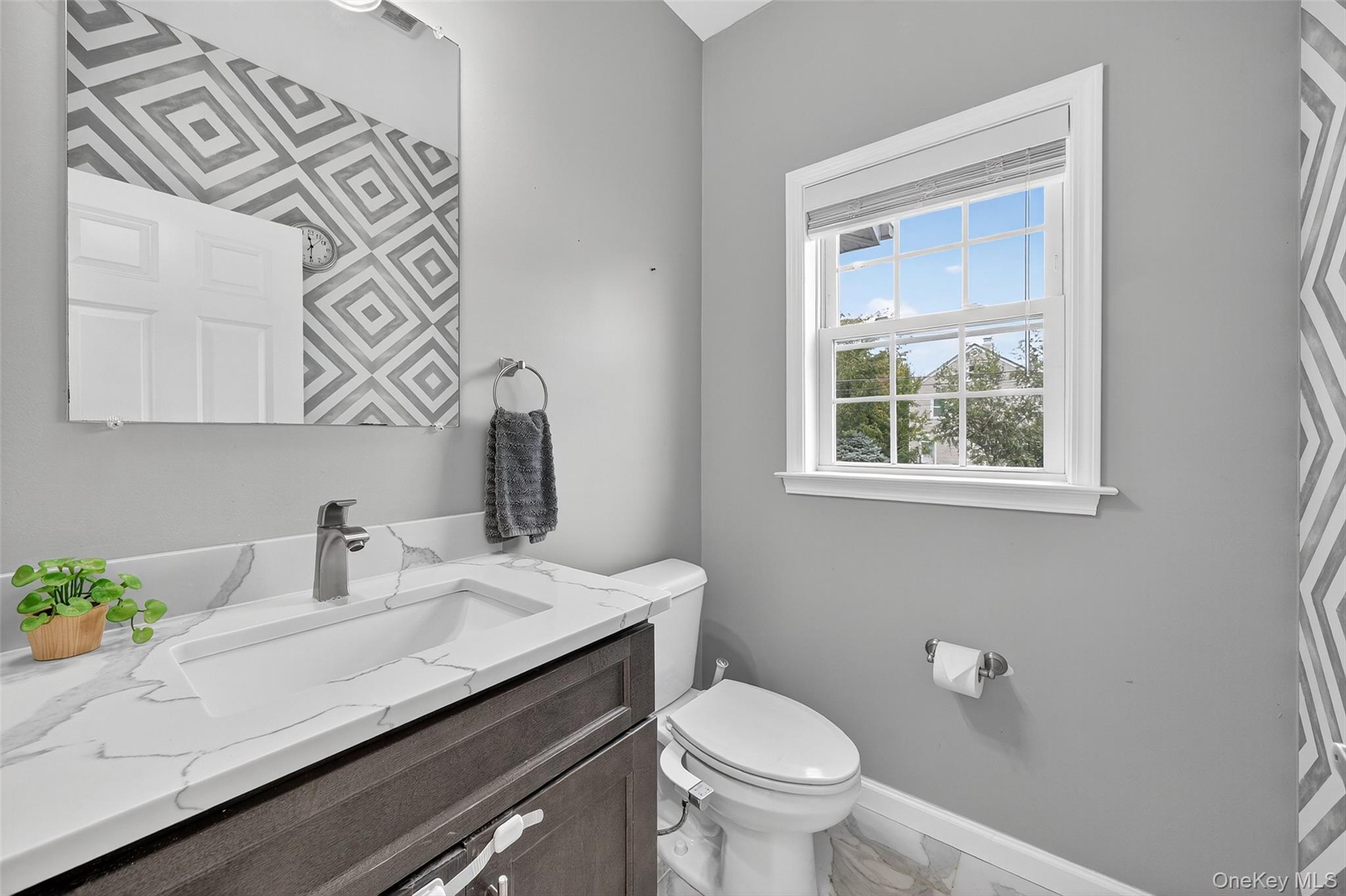 #19 photo, 42 E Vincent Street, Elmsford , NY 10523