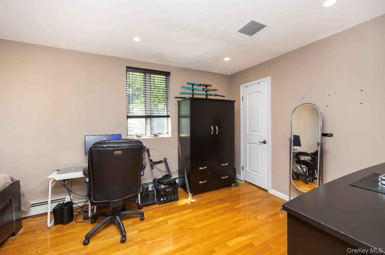 #15 photo, 70-13 Caldwell Avenue, Maspeth , NY 11378