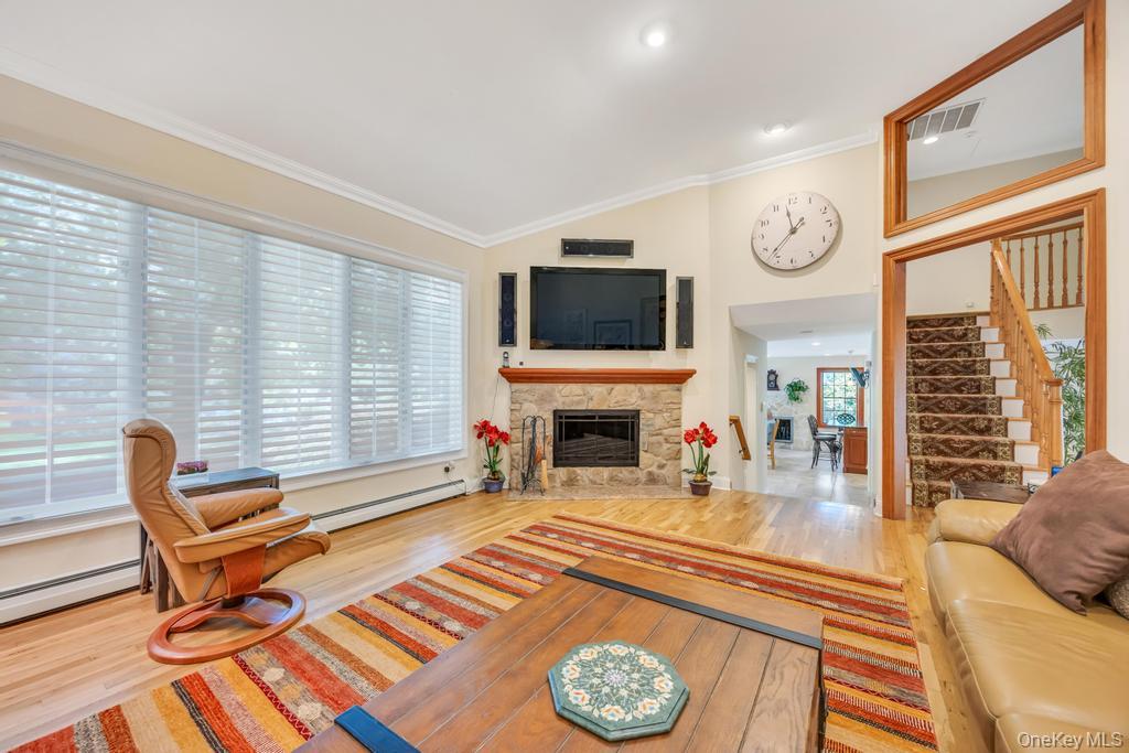 #17 photo, 40 Somerset Place, ناسو Syosset , NY 11791