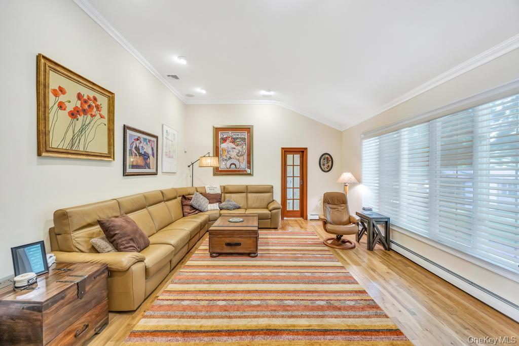 #18 photo, 40 Somerset Place, ناسو Syosset , NY 11791