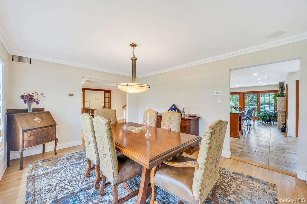 #20 photo, 40 Somerset Place, ناسو Syosset , NY 11791