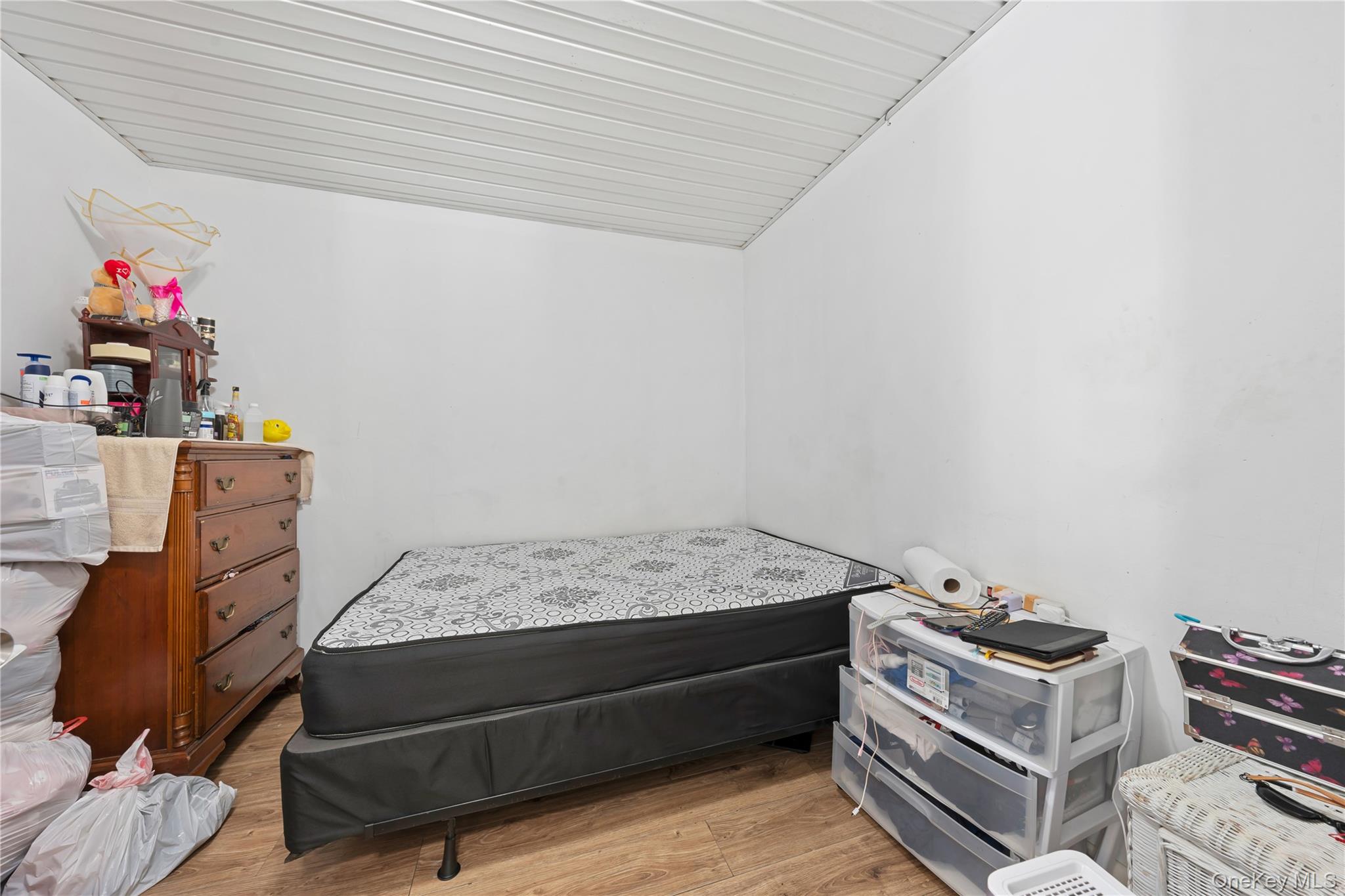 #16 photo, 16 Edwards Avenue, サフォーク郡 Calverton , NY 11933