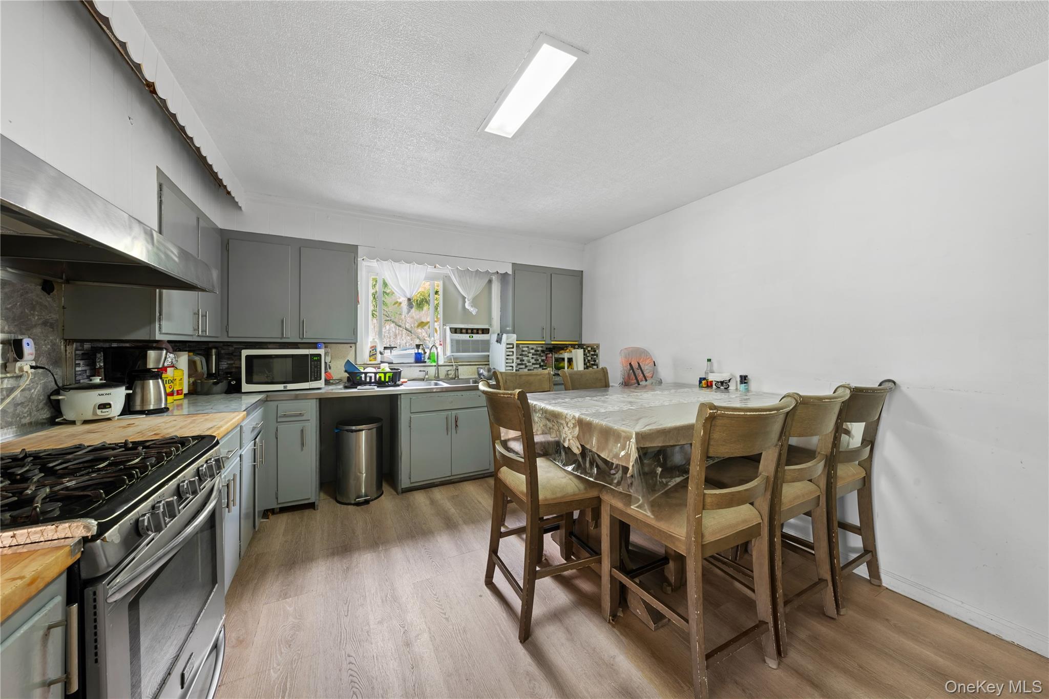 #7 photo, 16 Edwards Avenue, サフォーク郡 Calverton , NY 11933