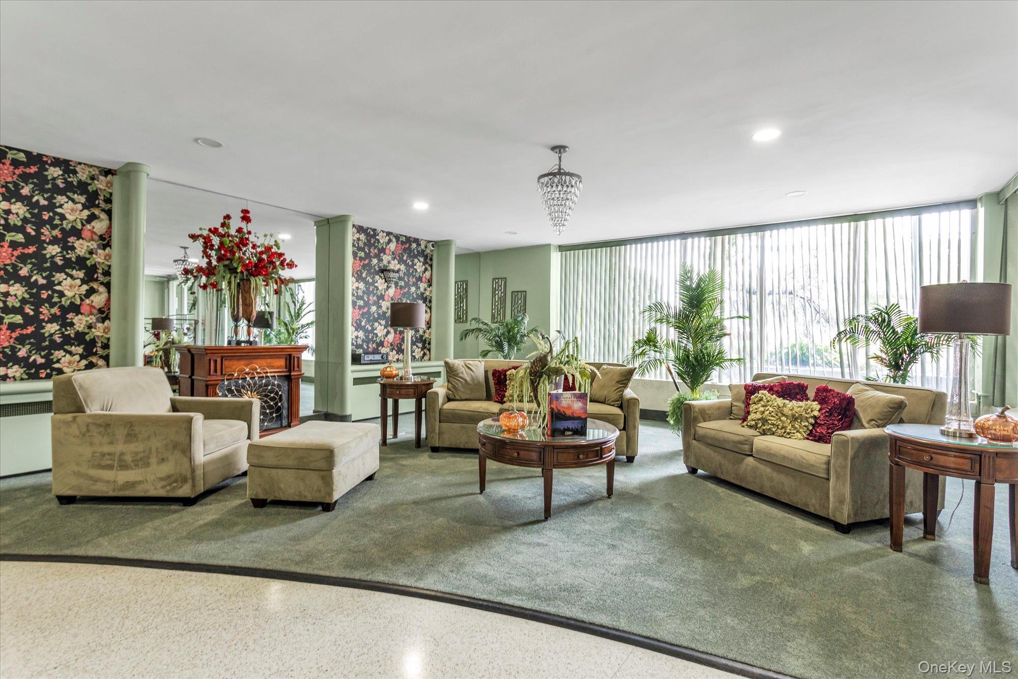 #20 photo, 504 Merrick Road, Lynbrook , NY 11563