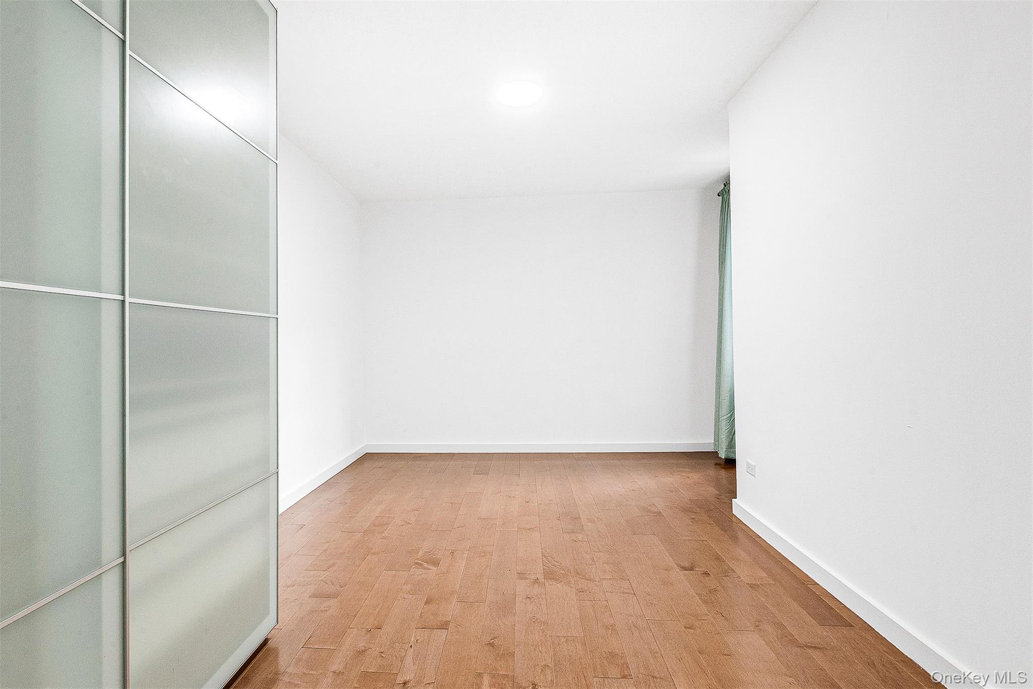 #6 photo, 103-25 68th Avenue, クイーンズ区 Forest Hills , NY 11375