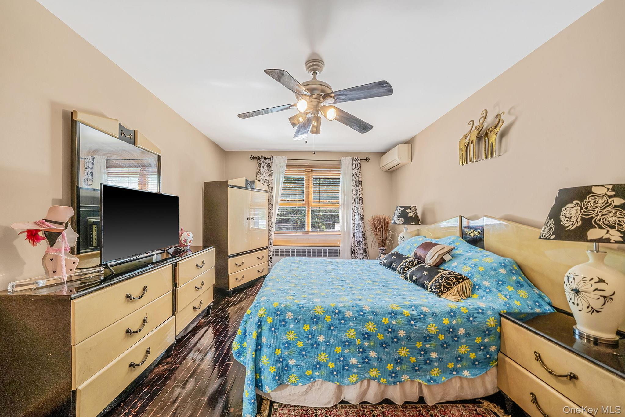 #18 photo, 6002 80th Avenue, クイーンズ区 Glendale , NY 11385