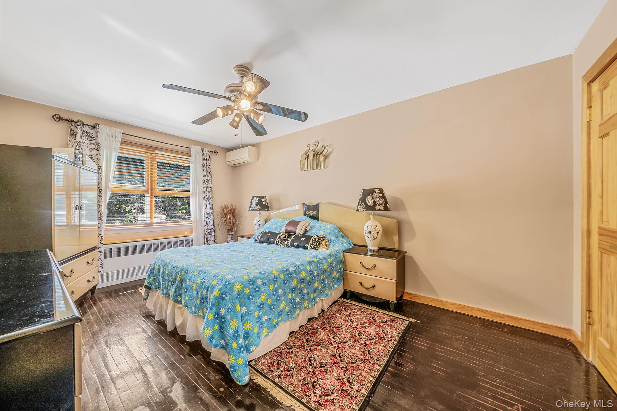 #2 photo, 6002 80th Avenue, クイーンズ区 Glendale , NY 11385