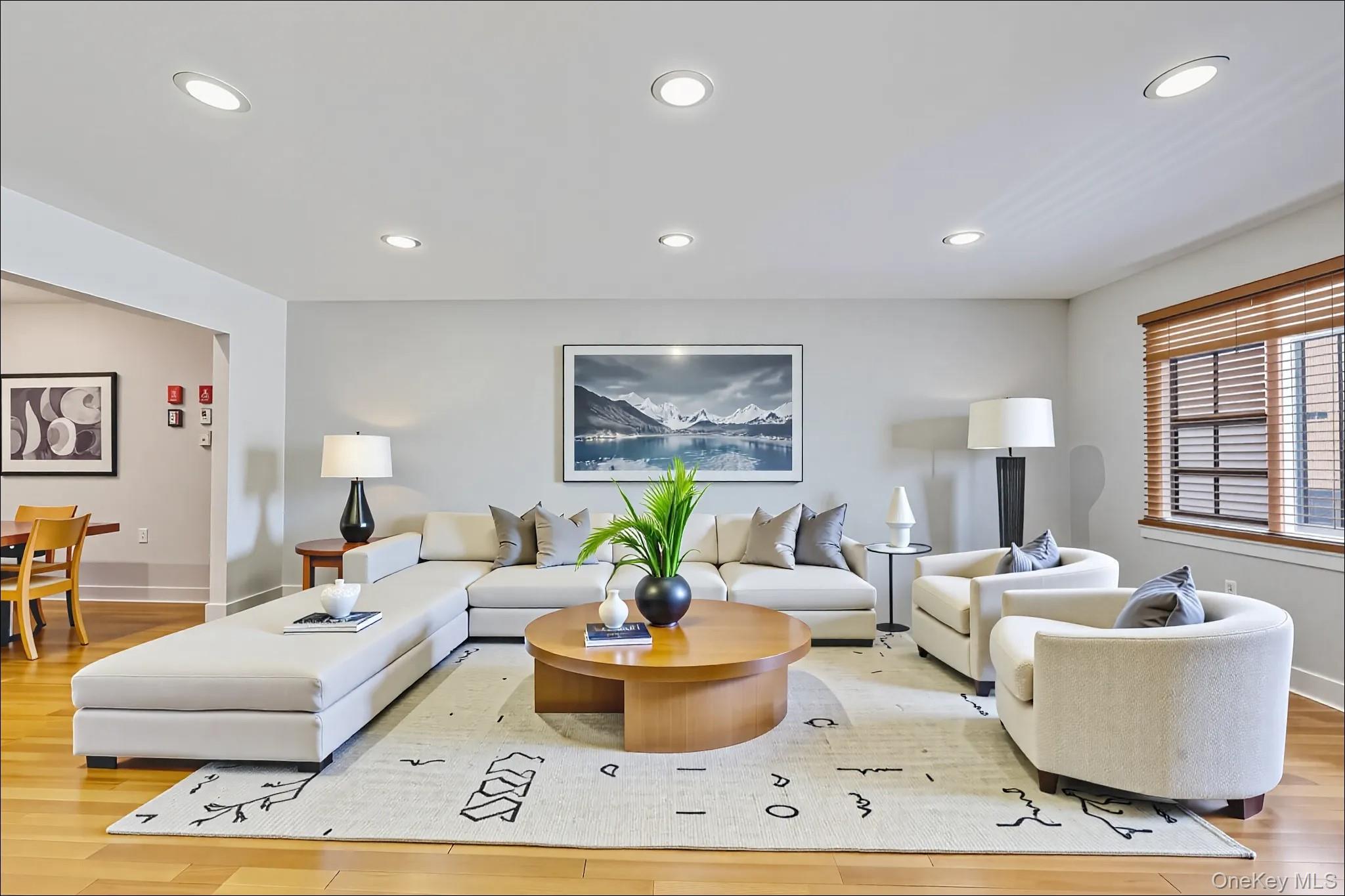 #4 photo, 6002 80th Avenue, クイーンズ区 Glendale , NY 11385