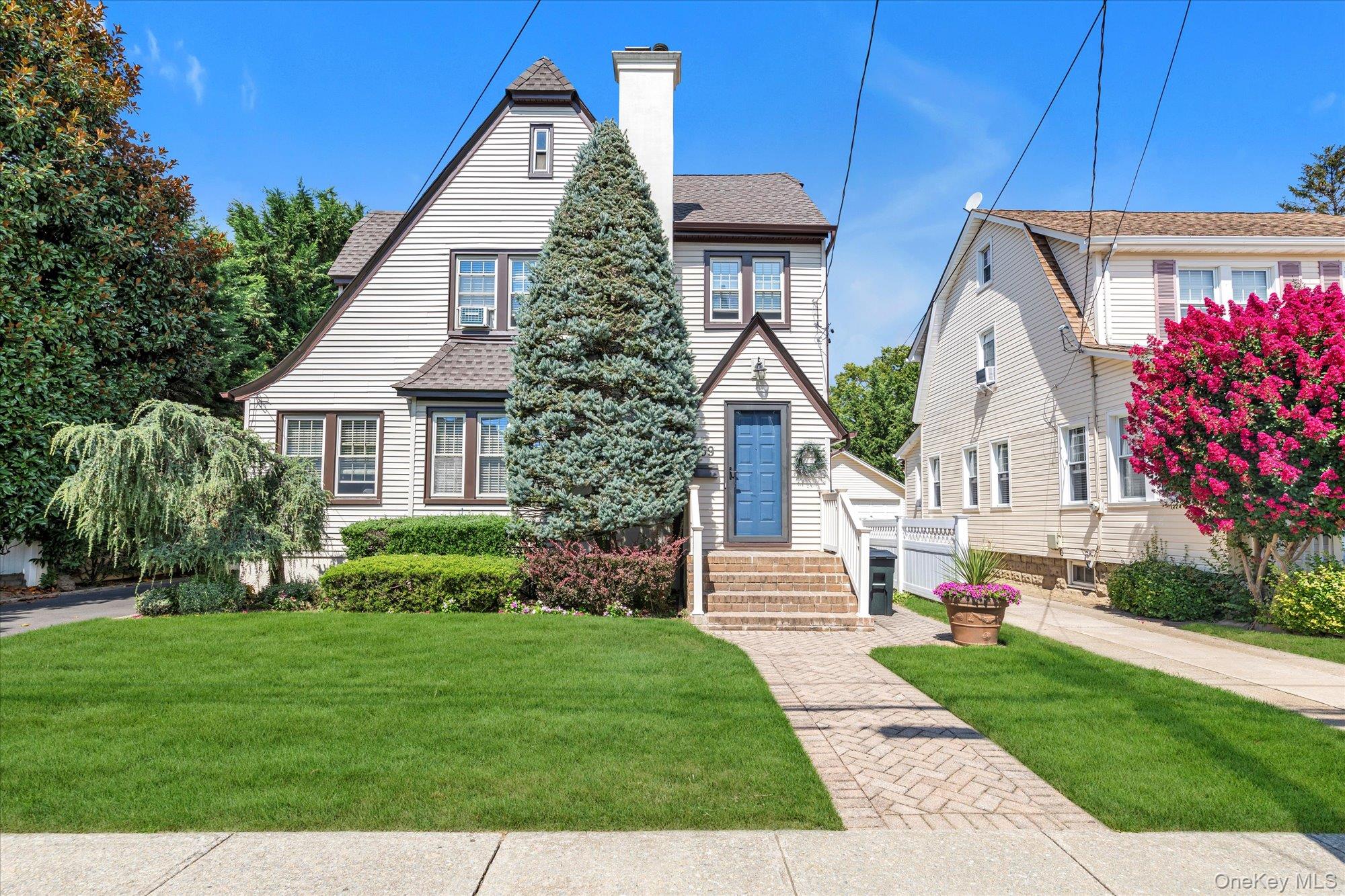 #1 photo, 59 Manor Road, ナッソー郡 Lynbrook , NY 11563