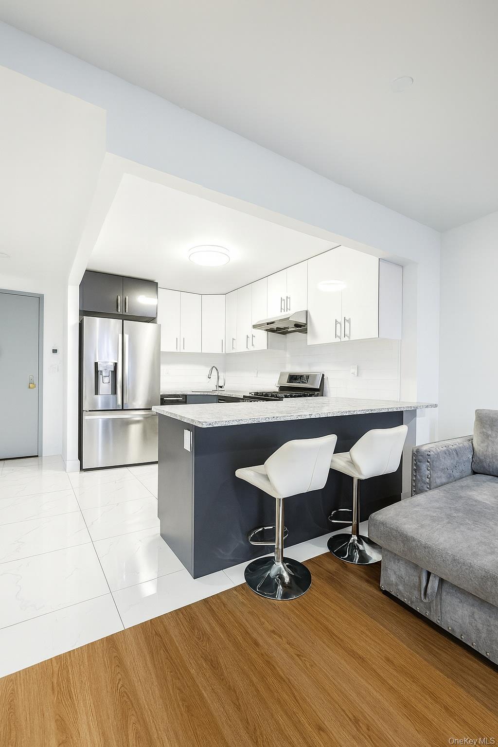 #10 photo, 4516 83RD ST, クイーンズ区 Elmhurst , NY 11373