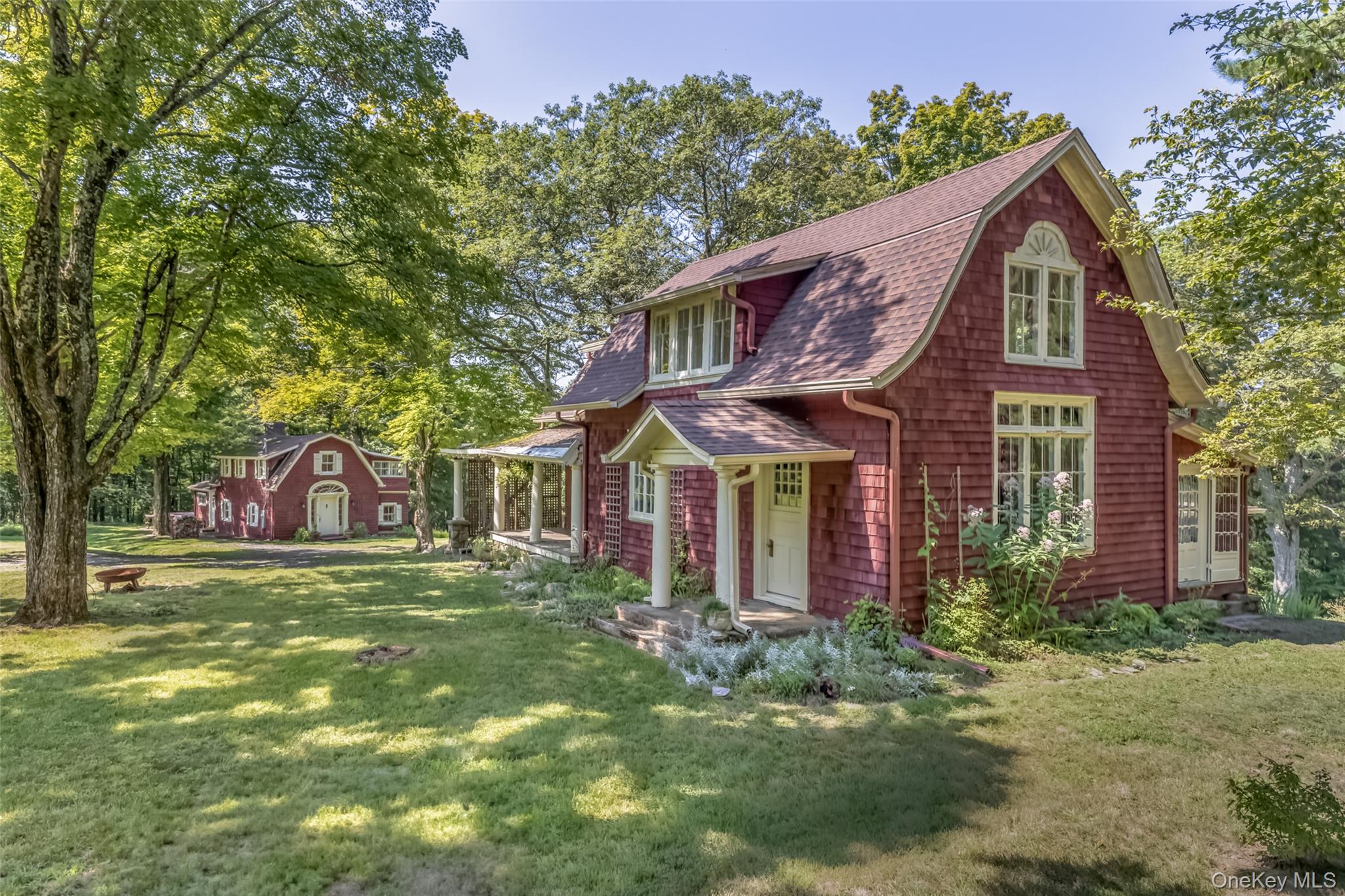 #1 photo, 421-423 Hillside Road, Cragsmoor , NY 12420