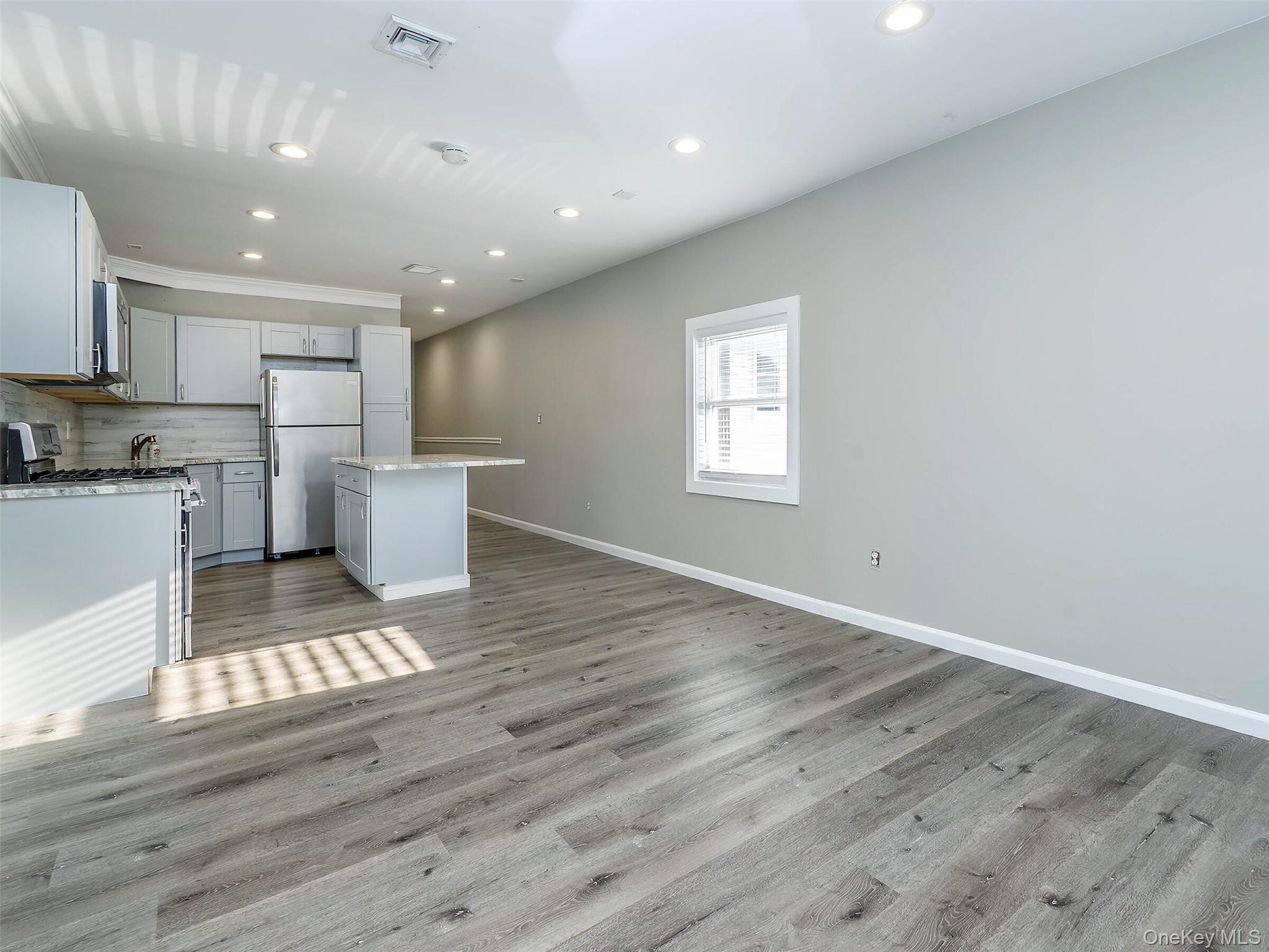 #5 photo, 49 Glen Head Road, Glen Head , NY 11545