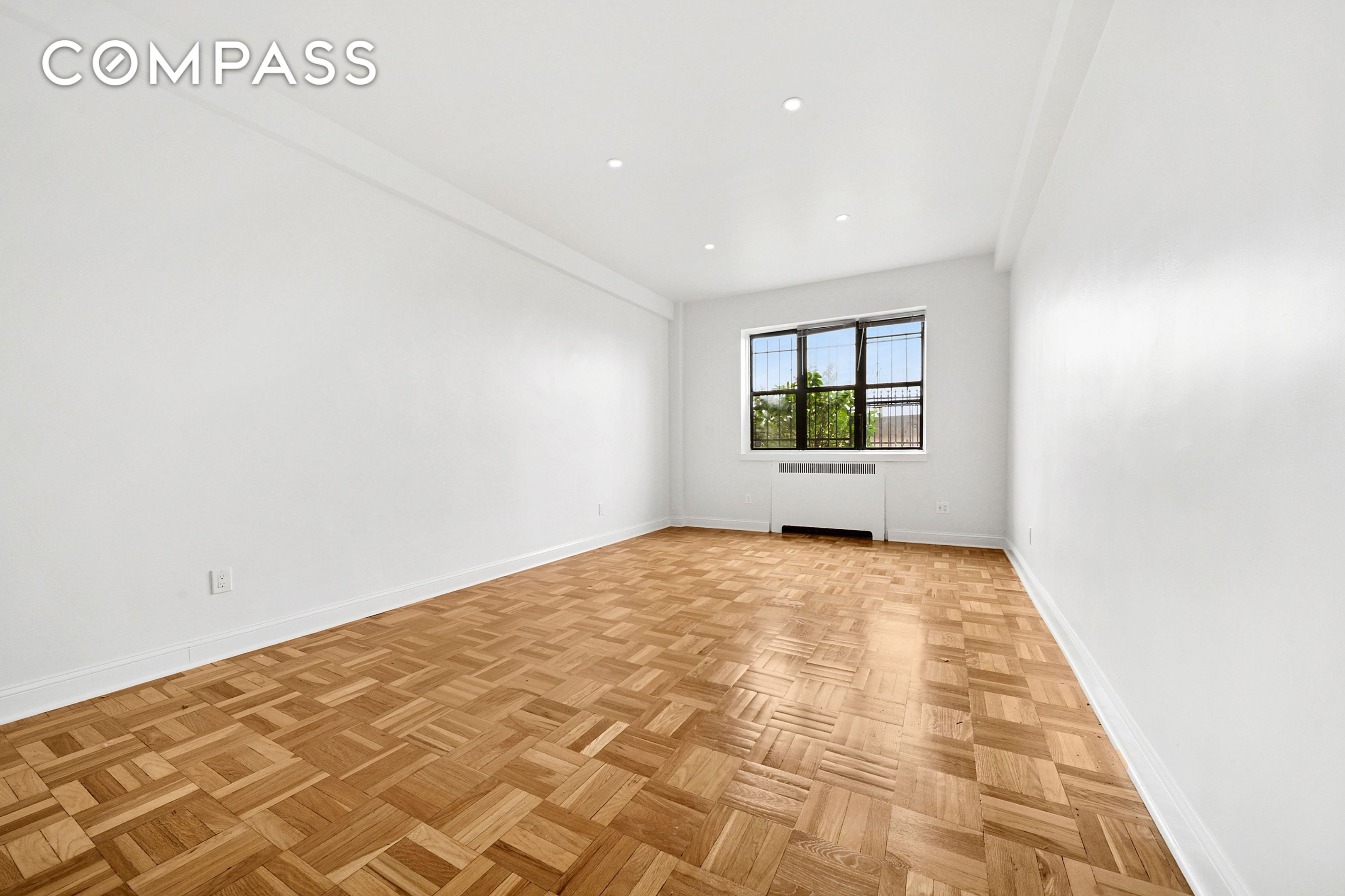 #4 photo, New York City, マンハッタン Washington Heights , NY 10032