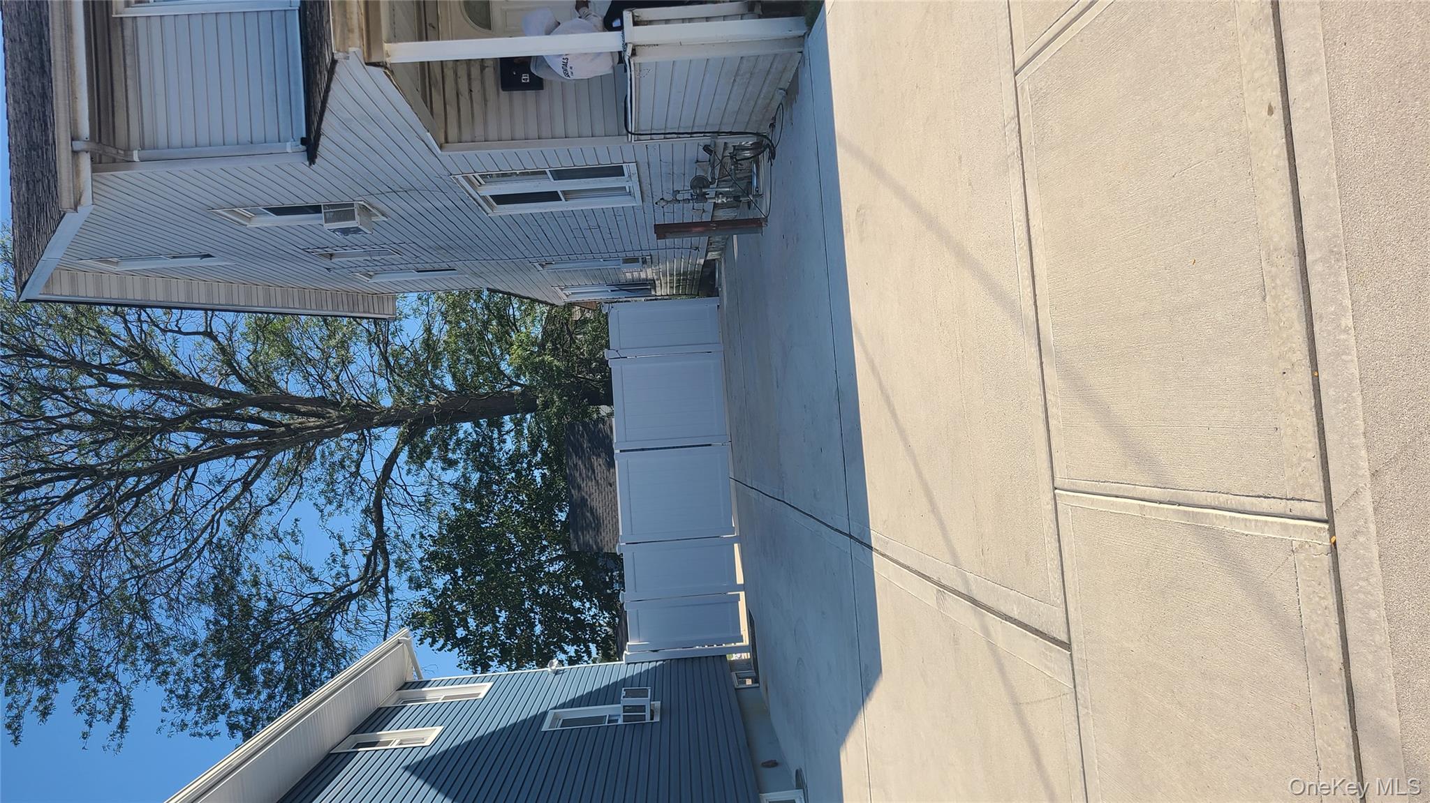 #2 photo, 4 Duryea Place, Hempstead , NY 11550