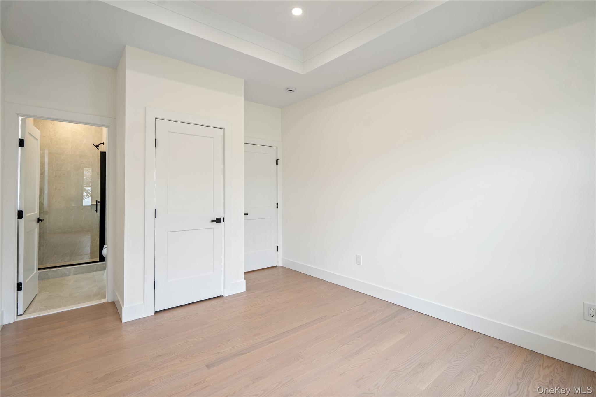 #17 photo, 15 Lorraine Street, Syosset , NY 11791