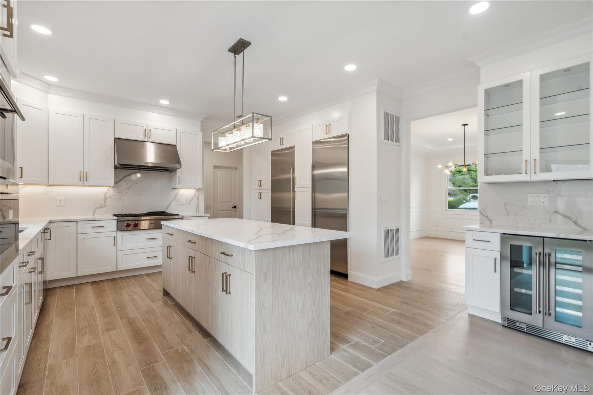 #5 photo, 15 Lorraine Street, Syosset , NY 11791