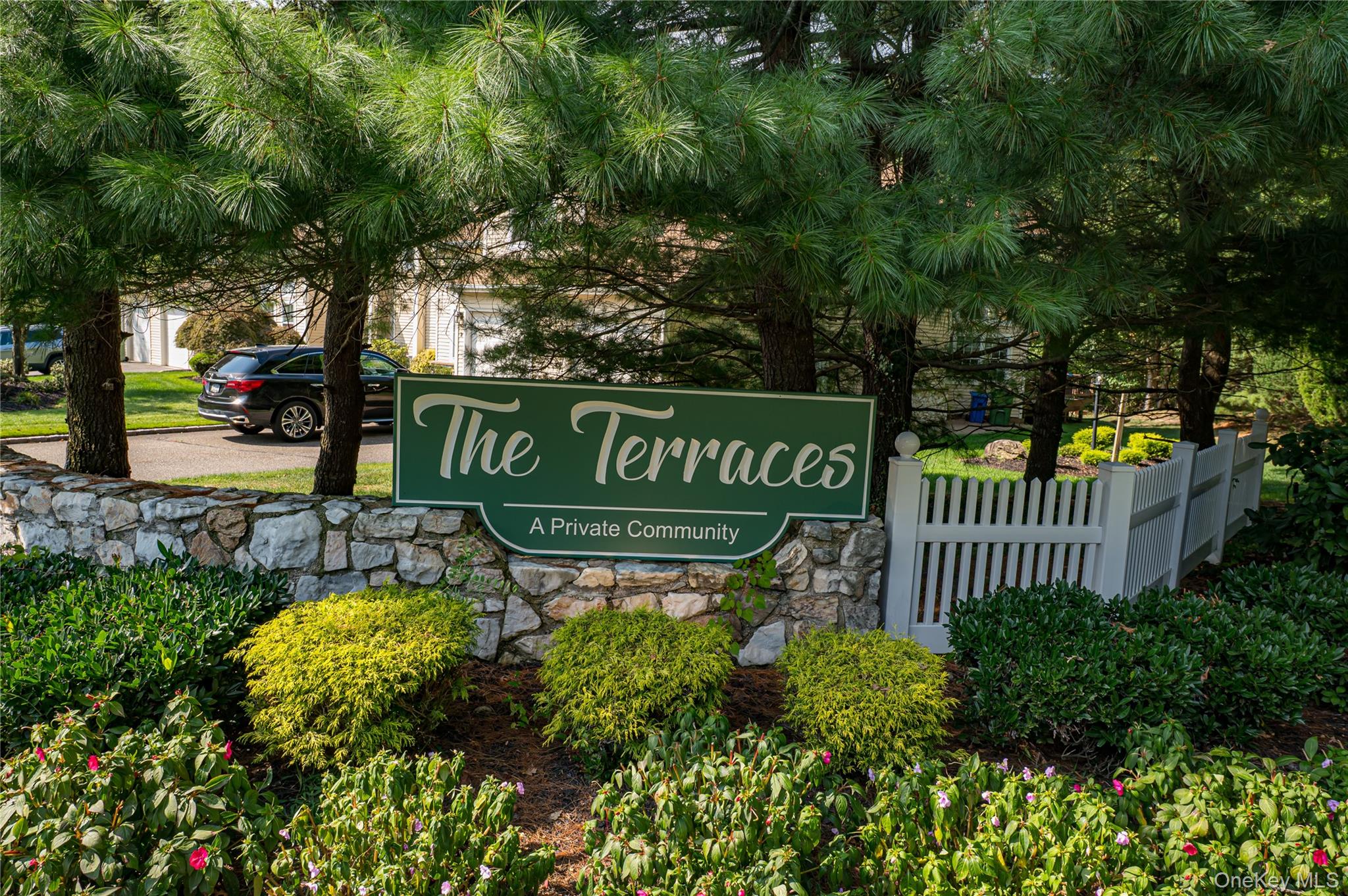 #3 photo, 5 Princess Tree Court, サフォーク郡 Port Jefferson , NY 11777