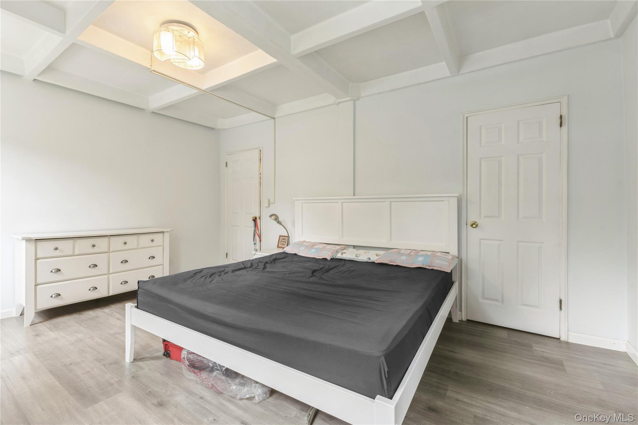 #11 photo, 147-57 Charter Road, クイーンズ区 Briarwood , NY 11435