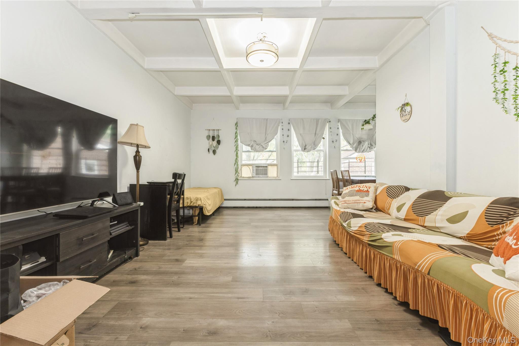 #5 photo, 147-57 Charter Road, クイーンズ区 Briarwood , NY 11435