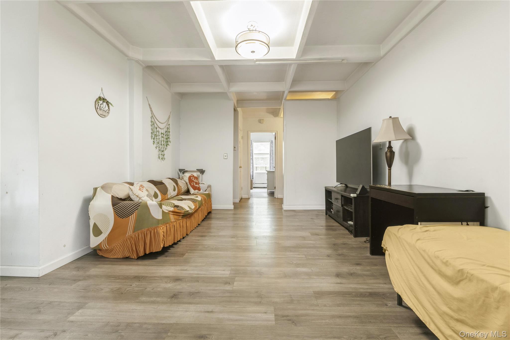 #6 photo, 147-57 Charter Road, クイーンズ区 Briarwood , NY 11435