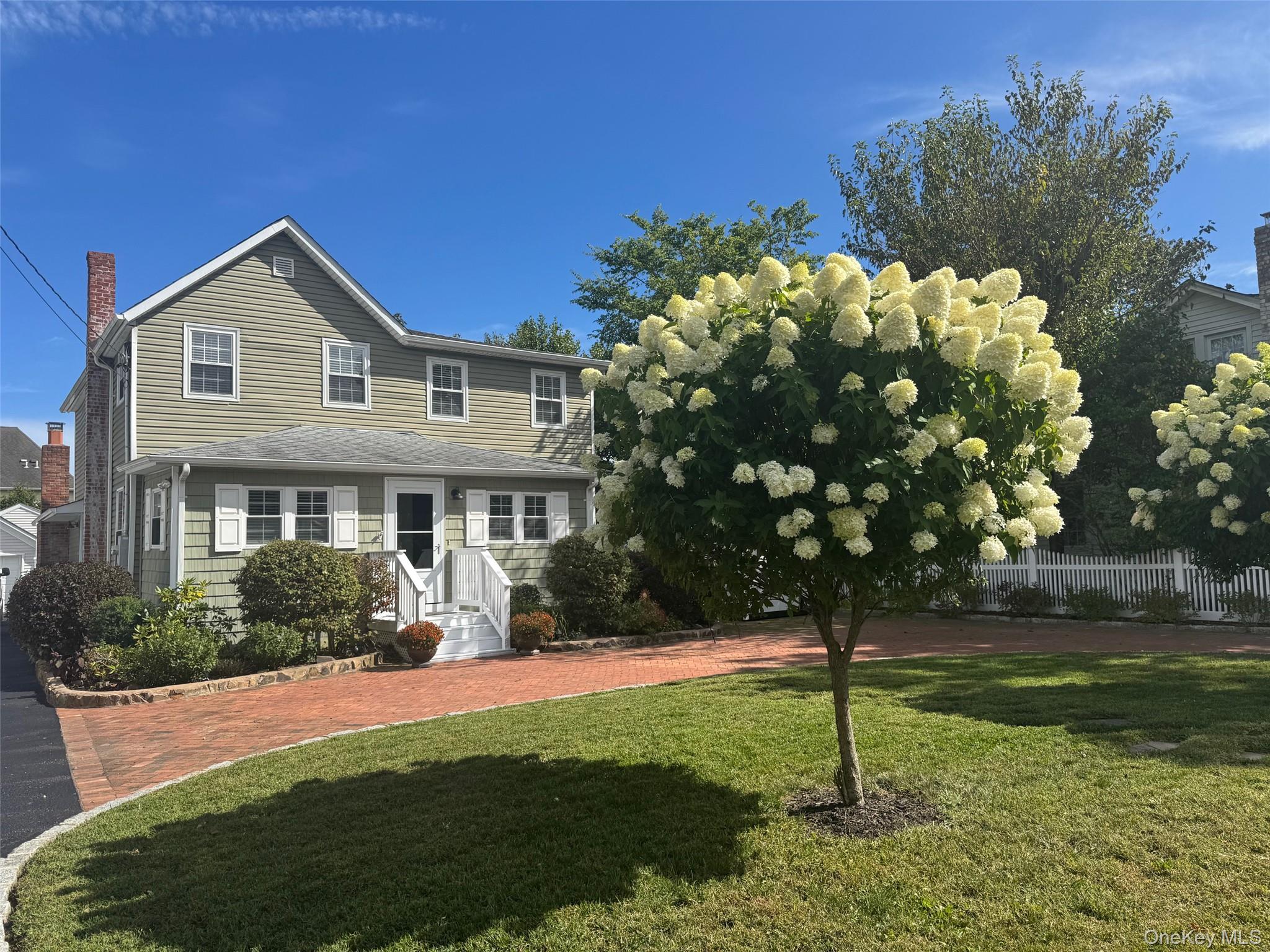 #1 photo, 51 Furman Lane, Patchogue , NY 11772