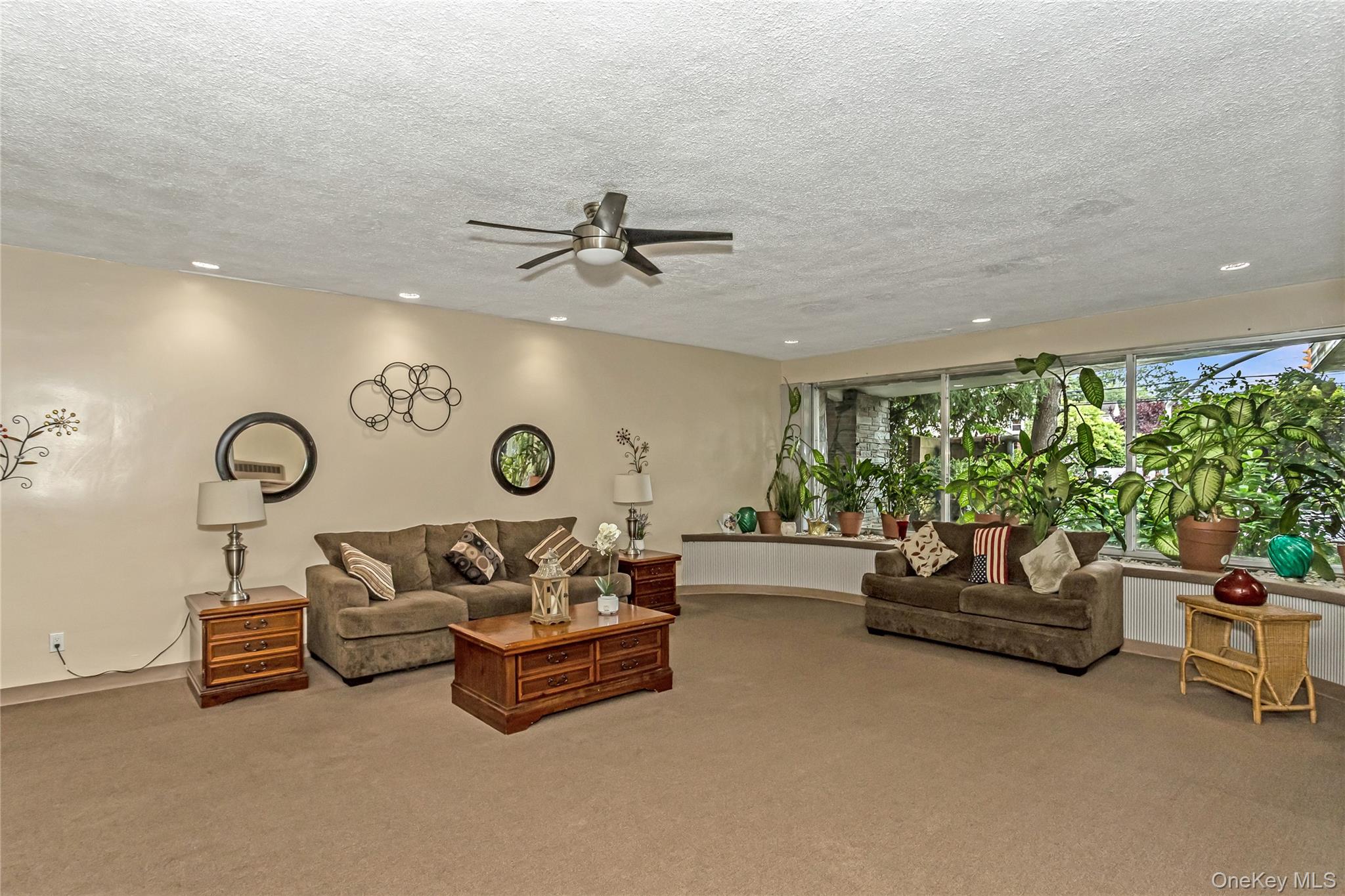 #16 photo, 250 W Merrick Road, ナッソー郡 Freeport , NY 11520