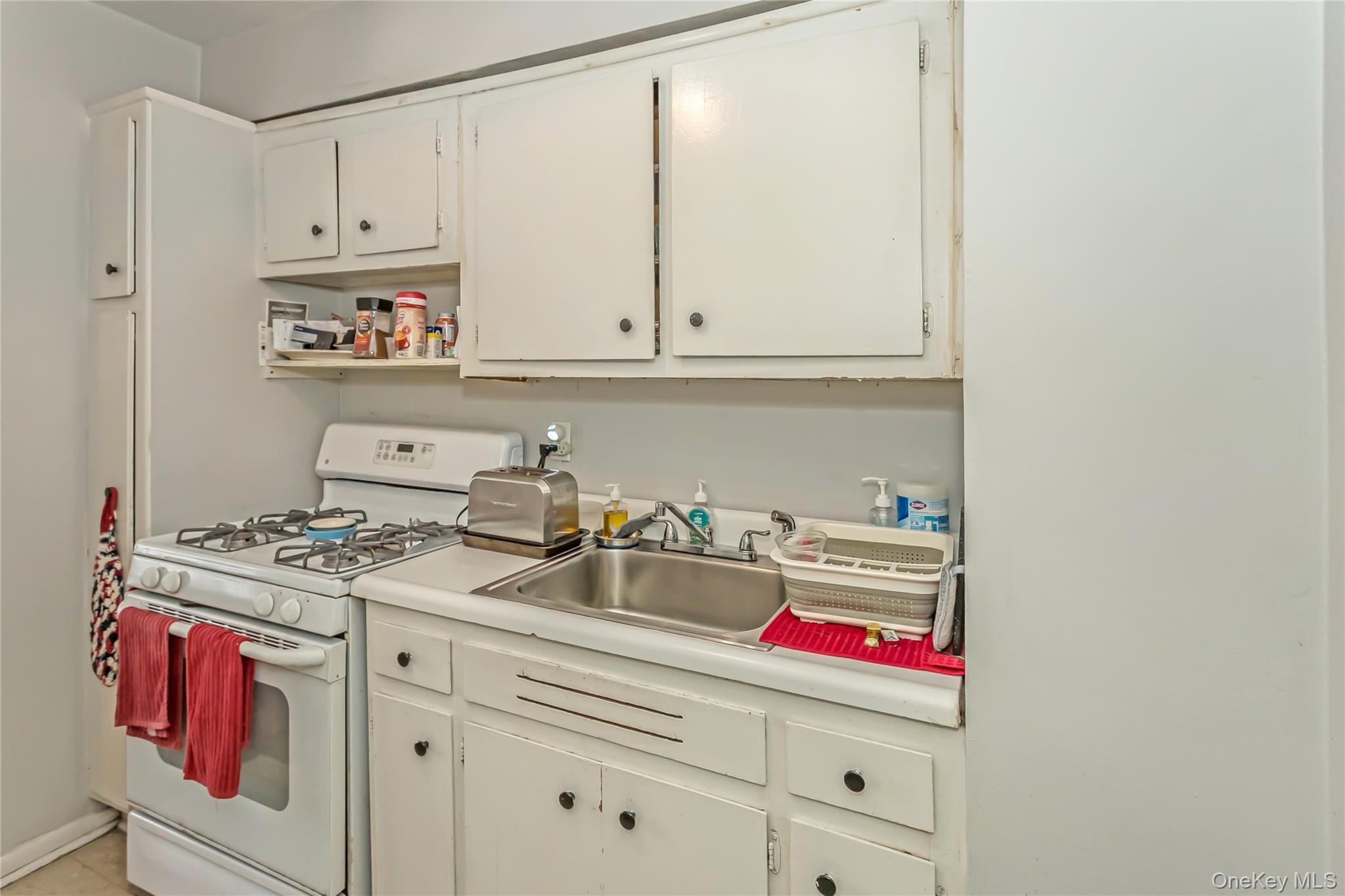 #9 photo, 250 W Merrick Road, ナッソー郡 Freeport , NY 11520