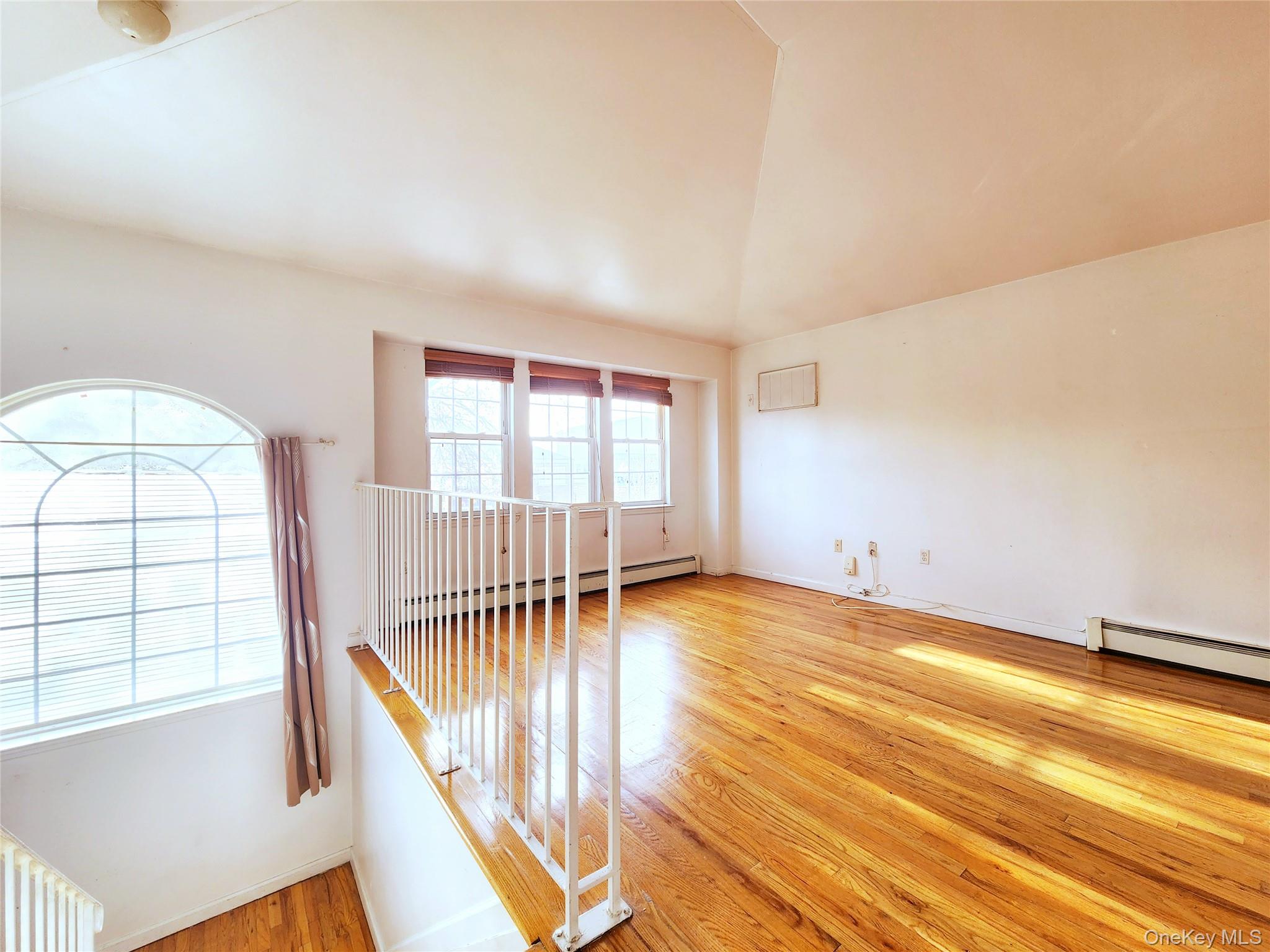 #1 photo, 1516 Jarvis Avenue, Bronx , NY 10461