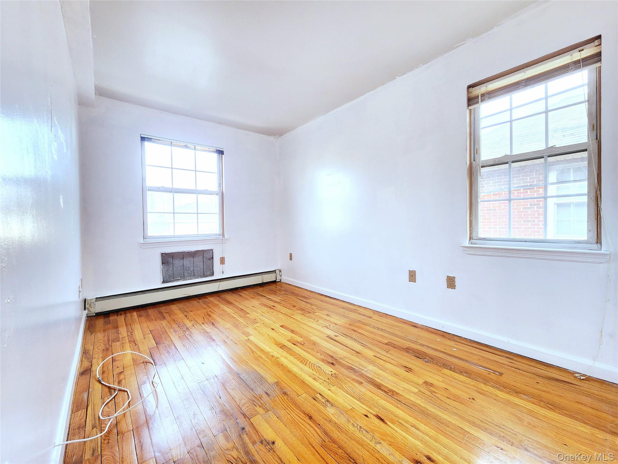 #14 photo, 1516 Jarvis Avenue, Bronx , NY 10461