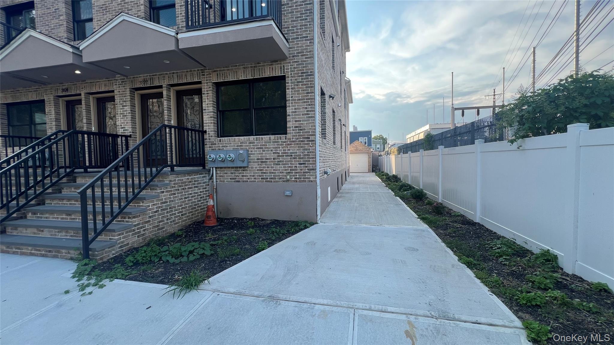 #8 photo, 38-22 56th Street, Woodside , NY 11377