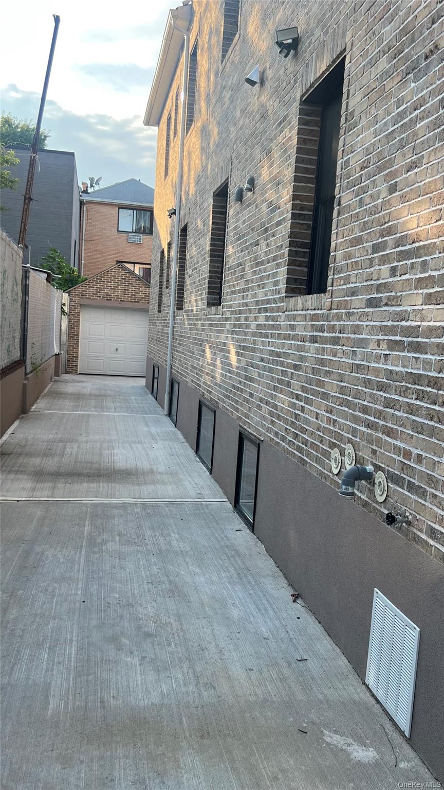 #4 photo, 38-24 56th Street, Woodside , NY 11377