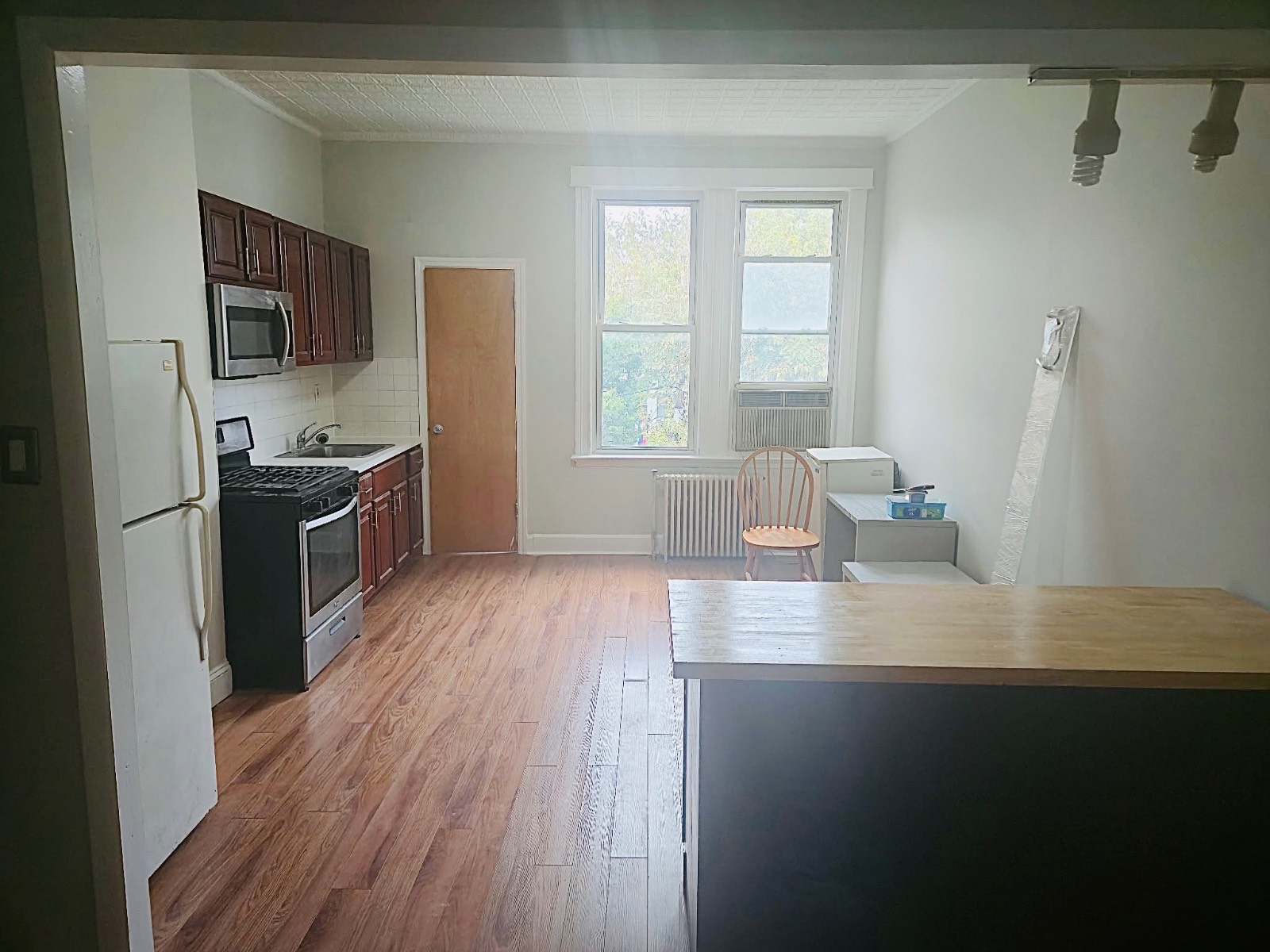 #3 photo, 5913 68th Avenue, #2R, クイーンズ区 Ridgewood , NY 11385