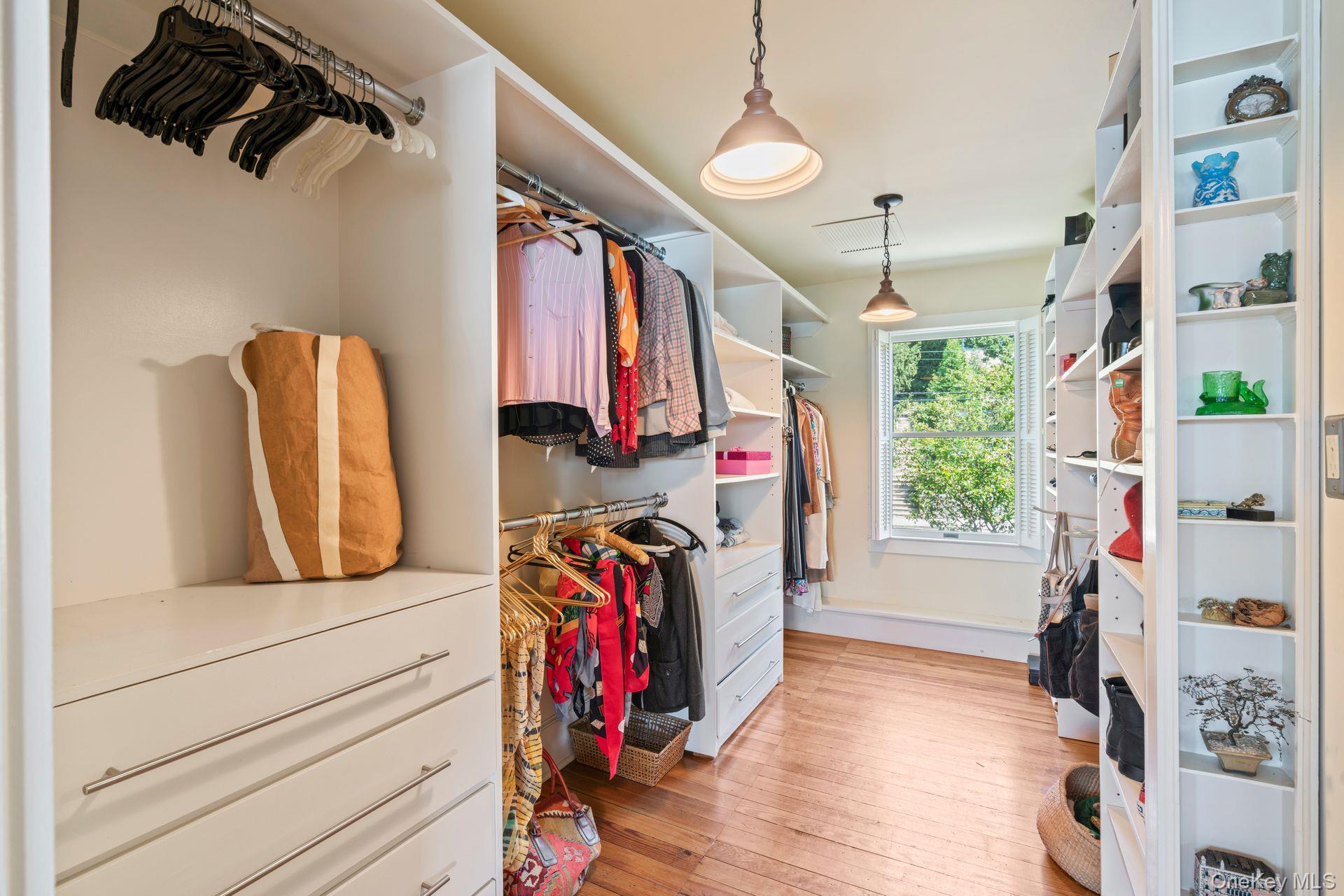 #20 photo, 87 Bayview Avenue, Northport , NY 11768