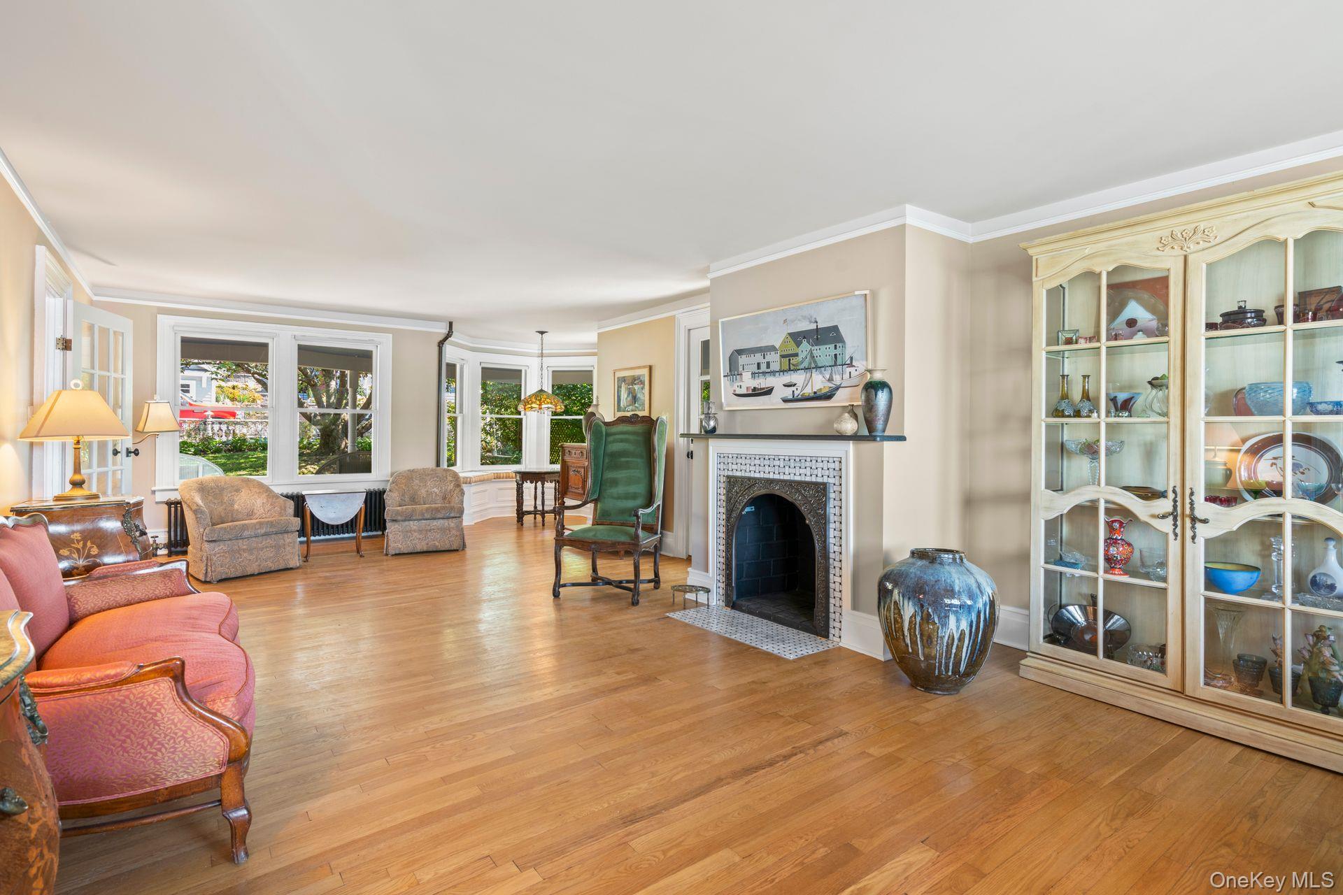 #8 photo, 87 Bayview Avenue, Northport , NY 11768