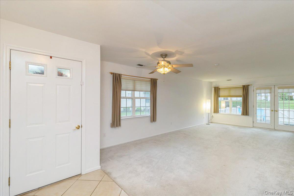 #6 photo, 163 Theodore Drive, Coram , NY 11727