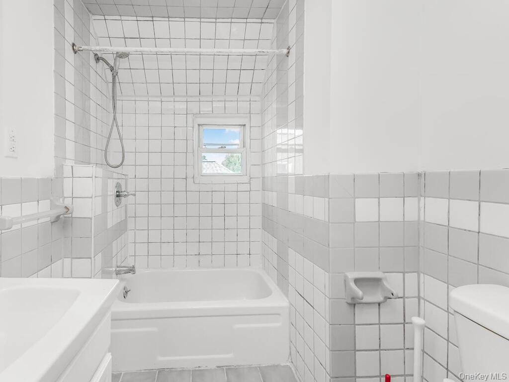 #9 photo, 552 N Broadway, Yonkers , NY 10701