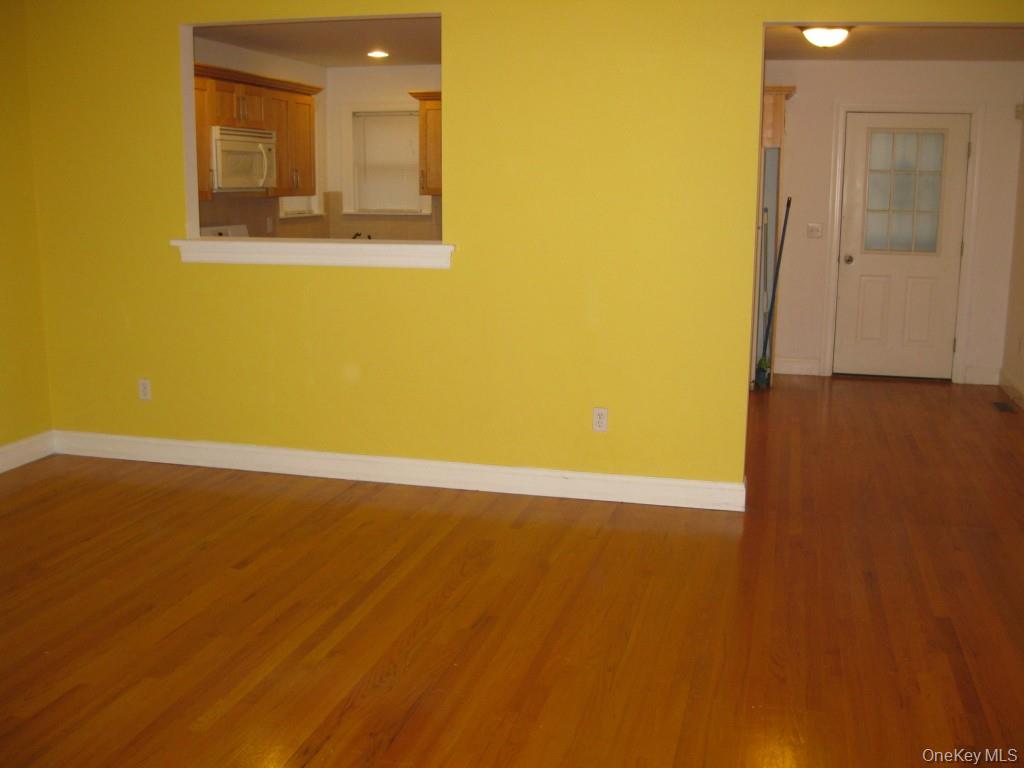 #9 photo, 622 S 6th Avenue, Mount Vernon , NY 10550