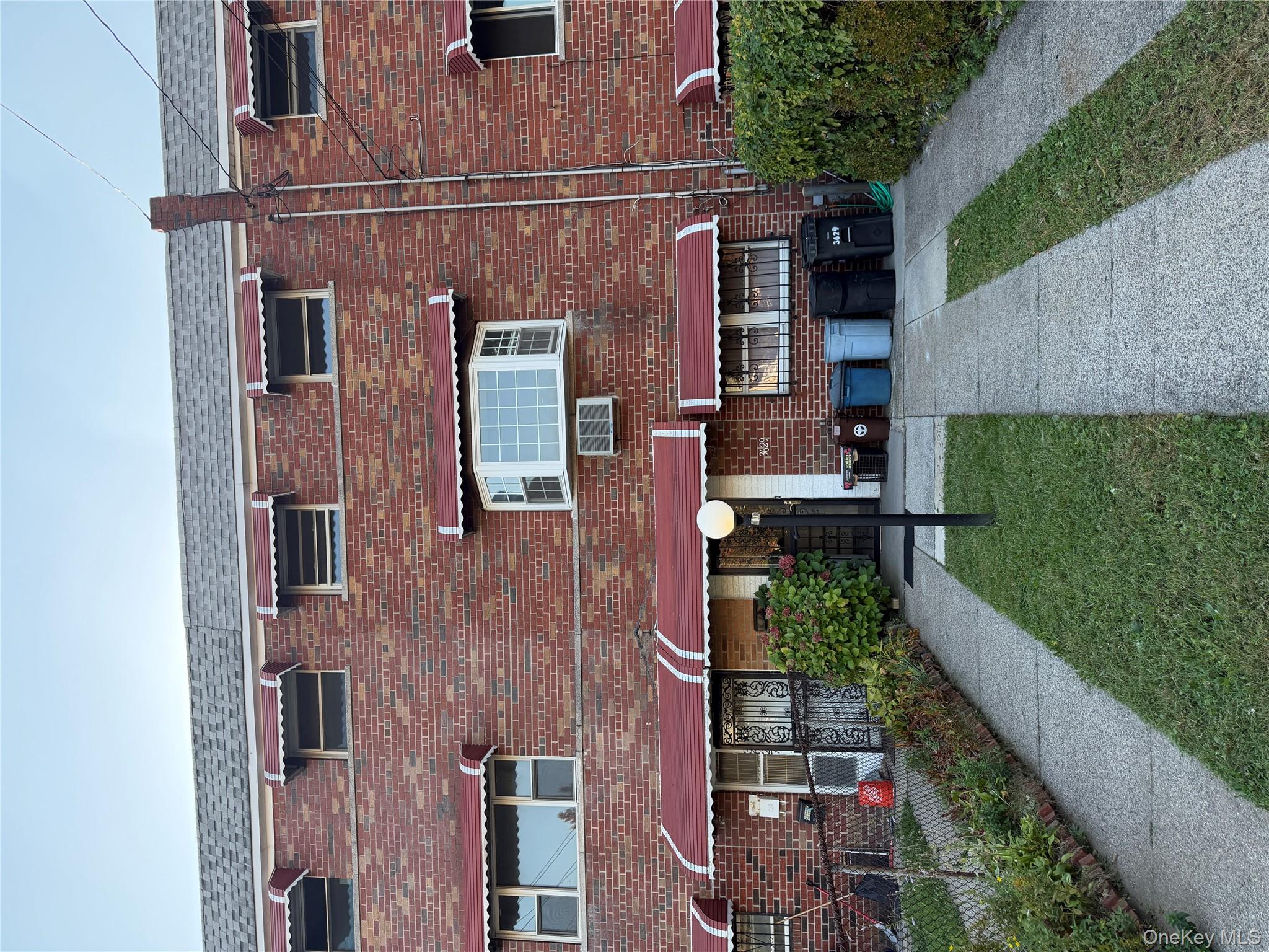 #1 photo, 3629 De Reimer Avenue, Bronx , NY 10466