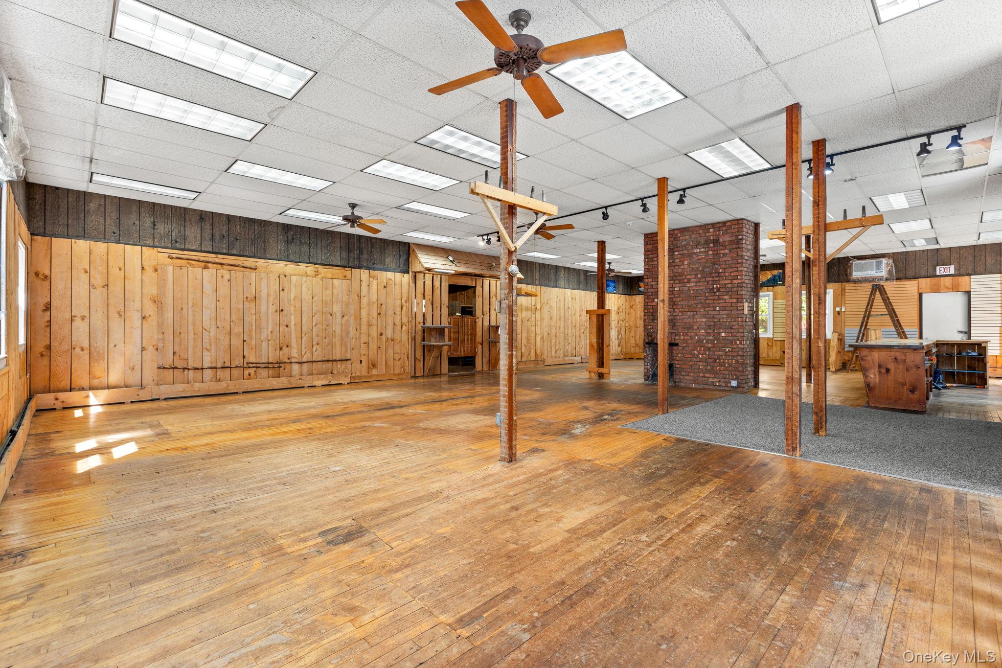 #7 photo, 3256-3258 Us-6 E Main Street, Mohegan Lake , NY 10547