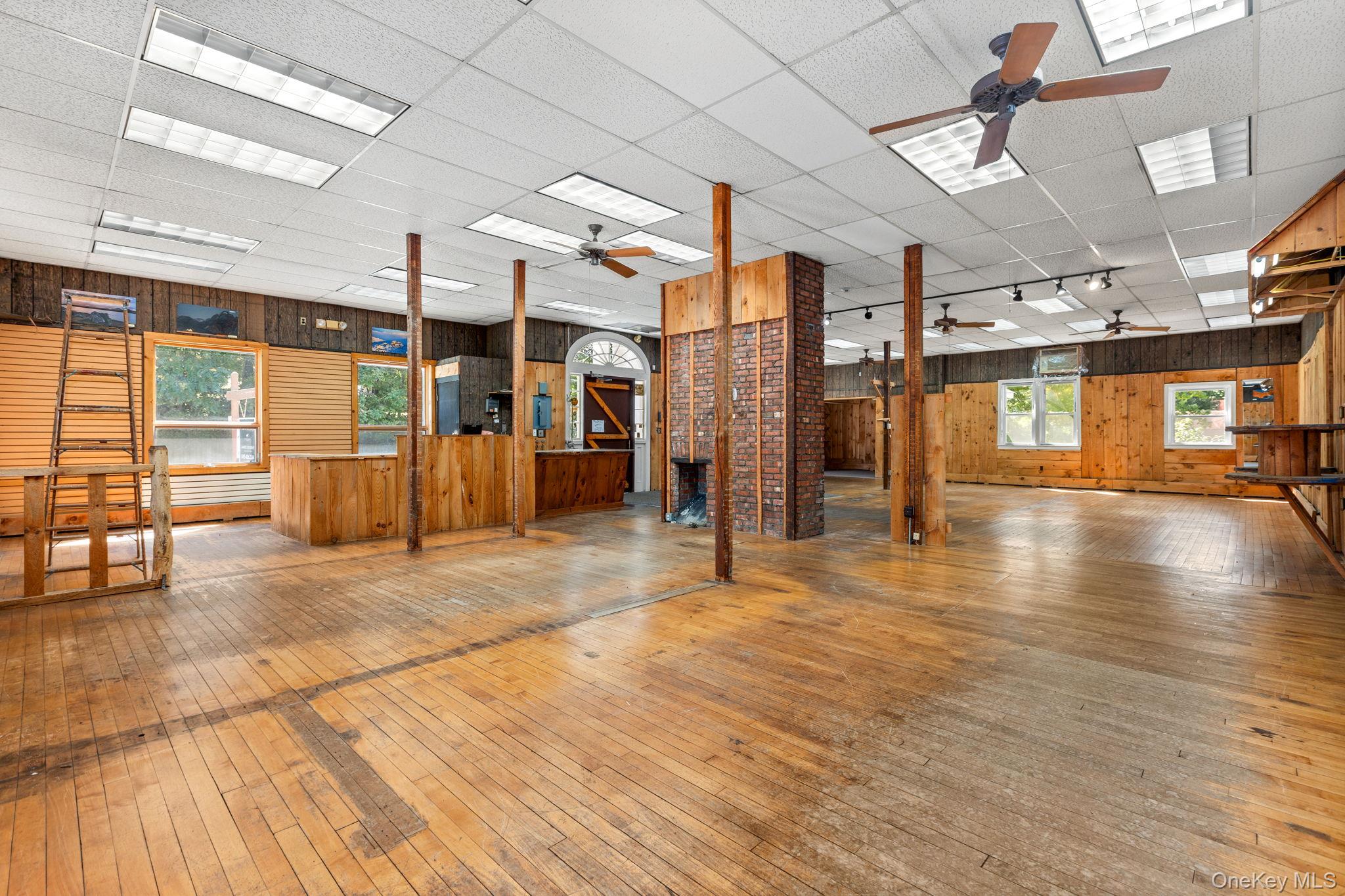 #9 photo, 3256-3258 Us-6 E Main Street, Mohegan Lake , NY 10547