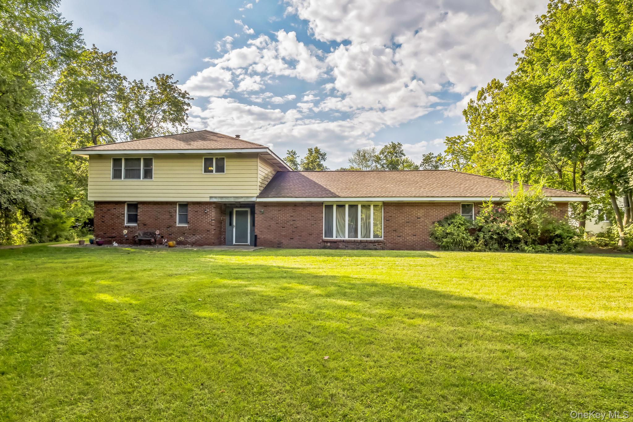 #1 photo, 24 New Road, Milton , NY 12547