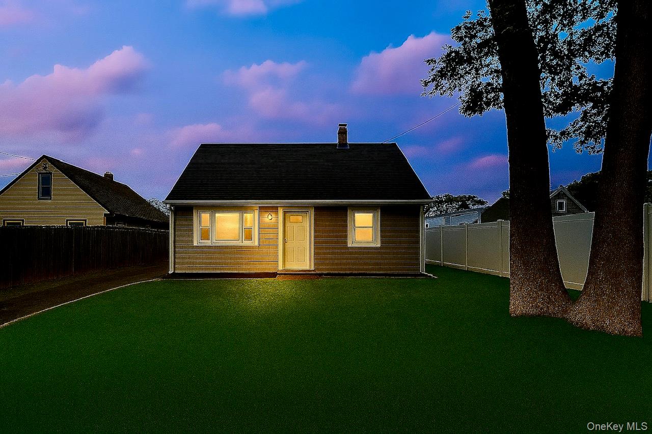 #1 photo, 50 Carlls Path, North Babylon , NY 11703