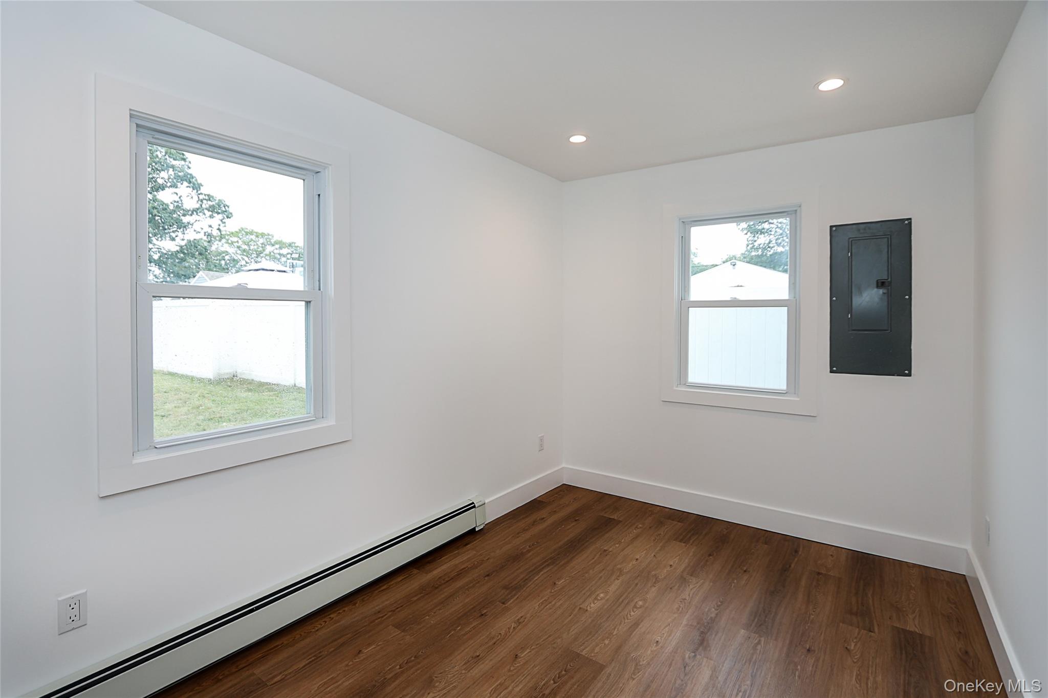 #18 photo, 50 Carlls Path, North Babylon , NY 11703